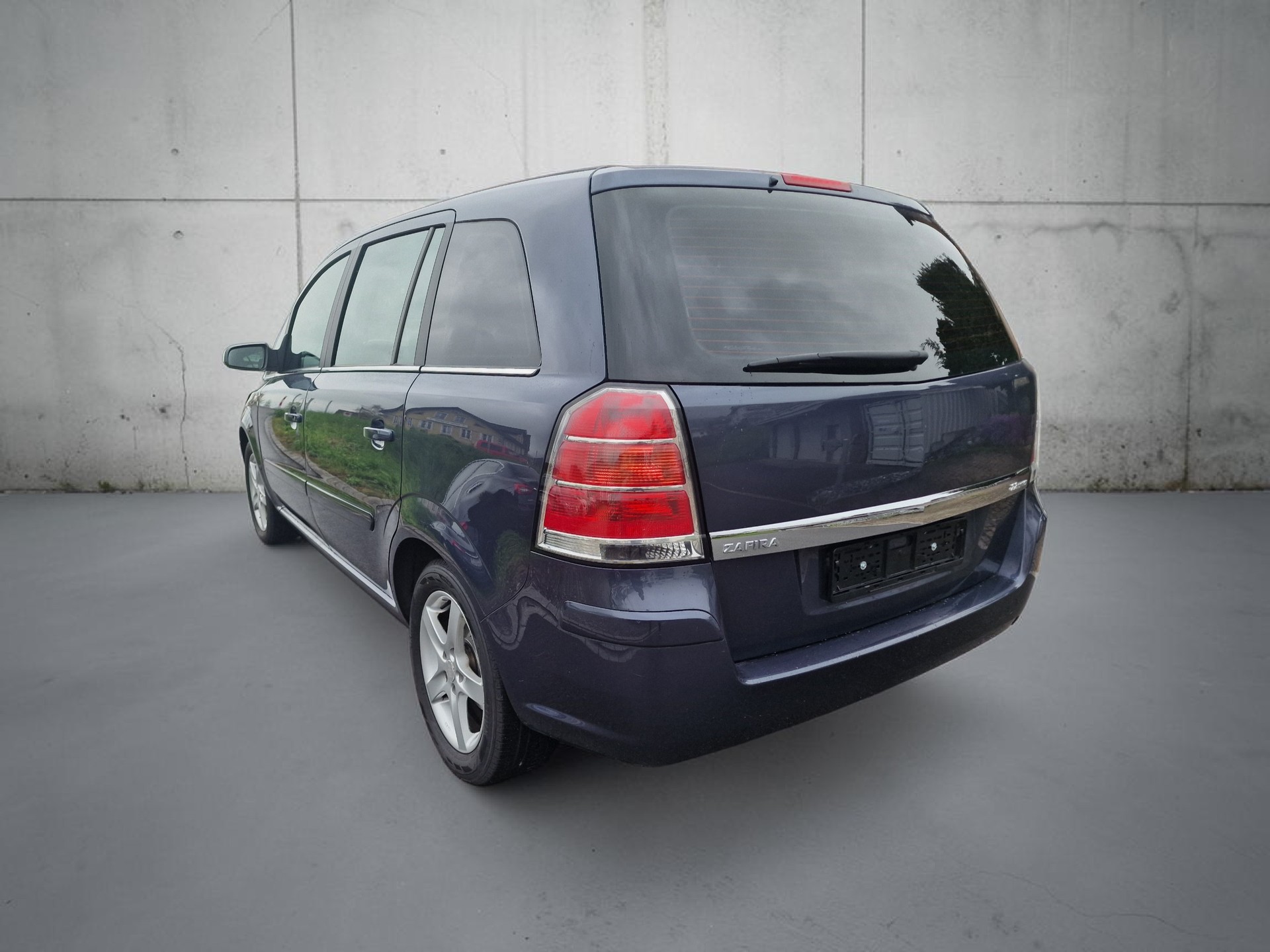 OPEL Zafira 2.2i 16V Cosmo 12Mt Gara Neu MFK-image-7