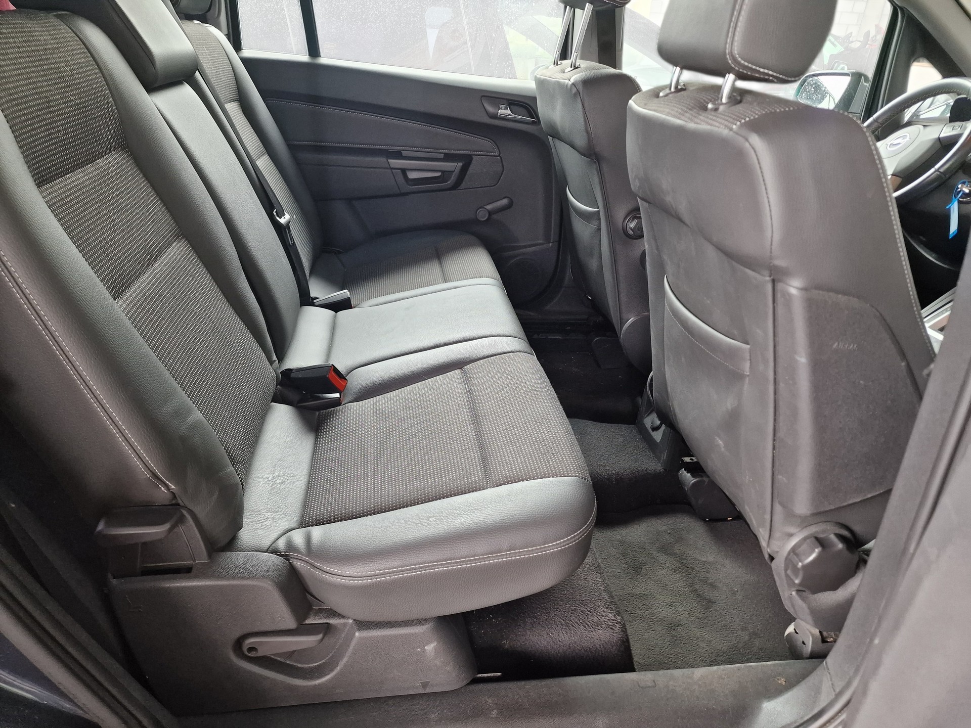 OPEL Zafira 2.2i 16V Cosmo 12Mt Gara Neu MFK-image-12