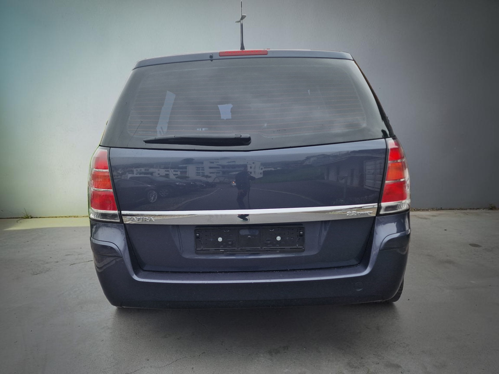 OPEL Zafira 2.2i 16V Cosmo 12Mt Gara Neu MFK-image-6