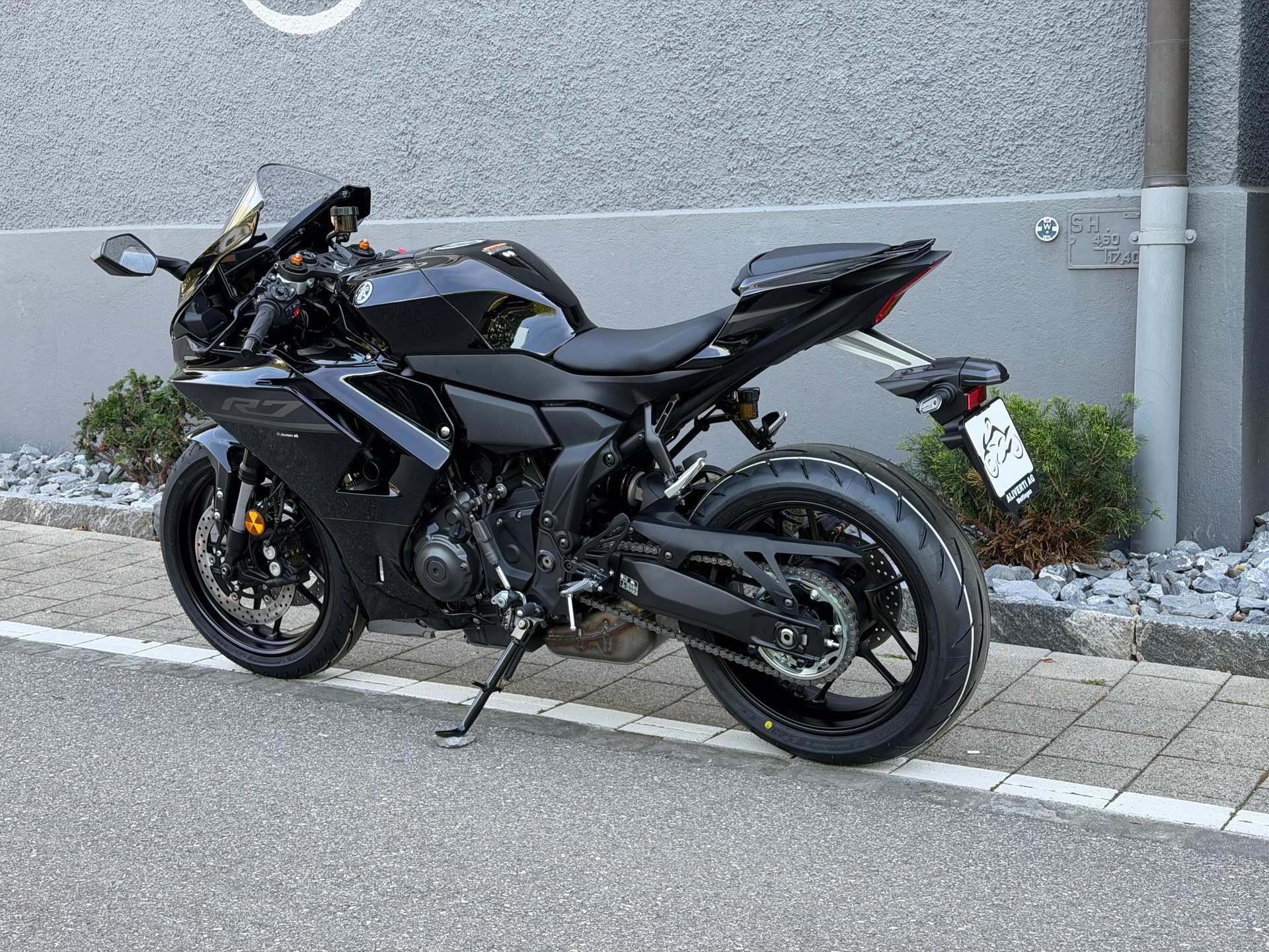 YAMAHA R7 2026-image-5