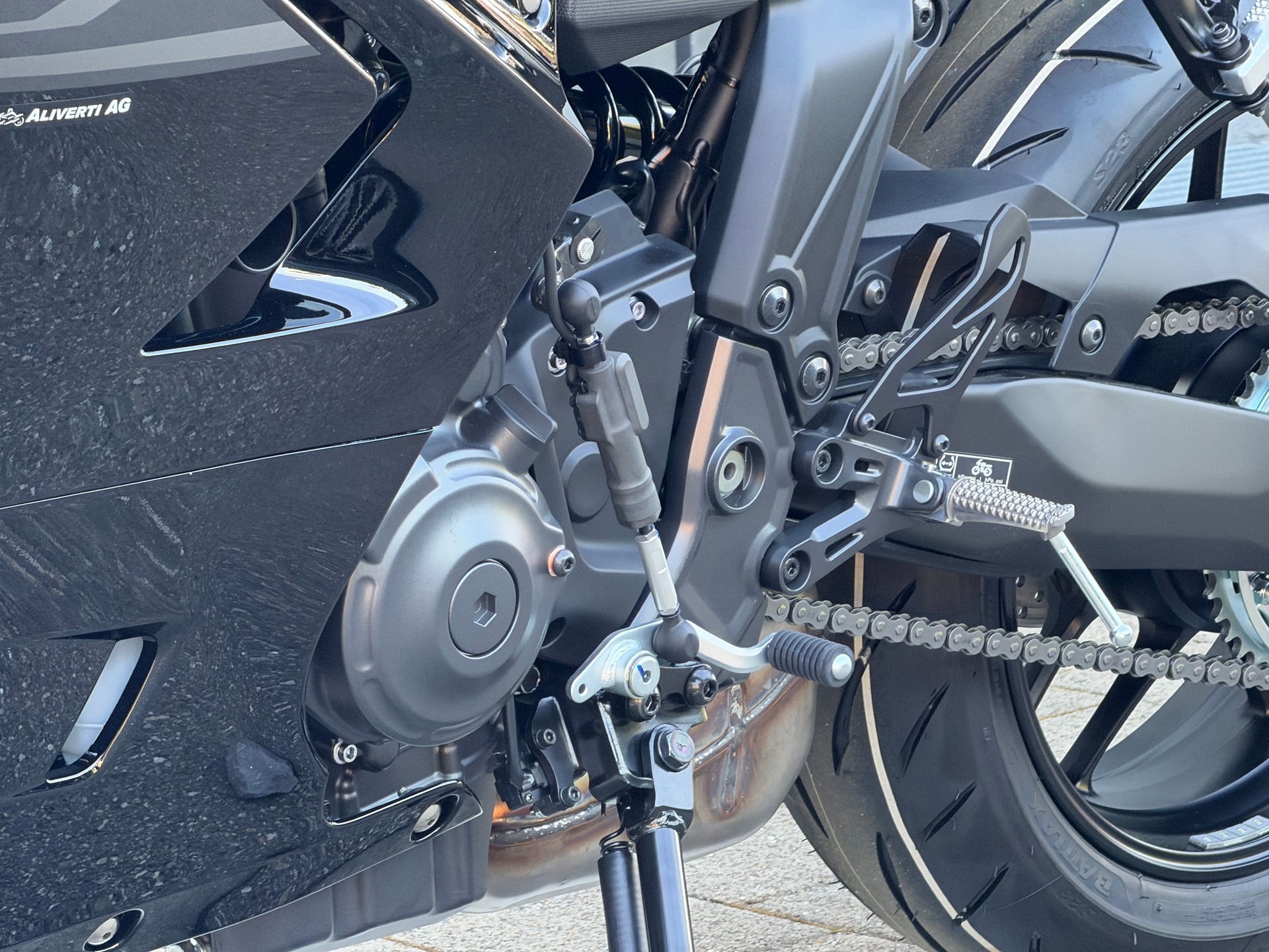 YAMAHA R7 2026-image-4