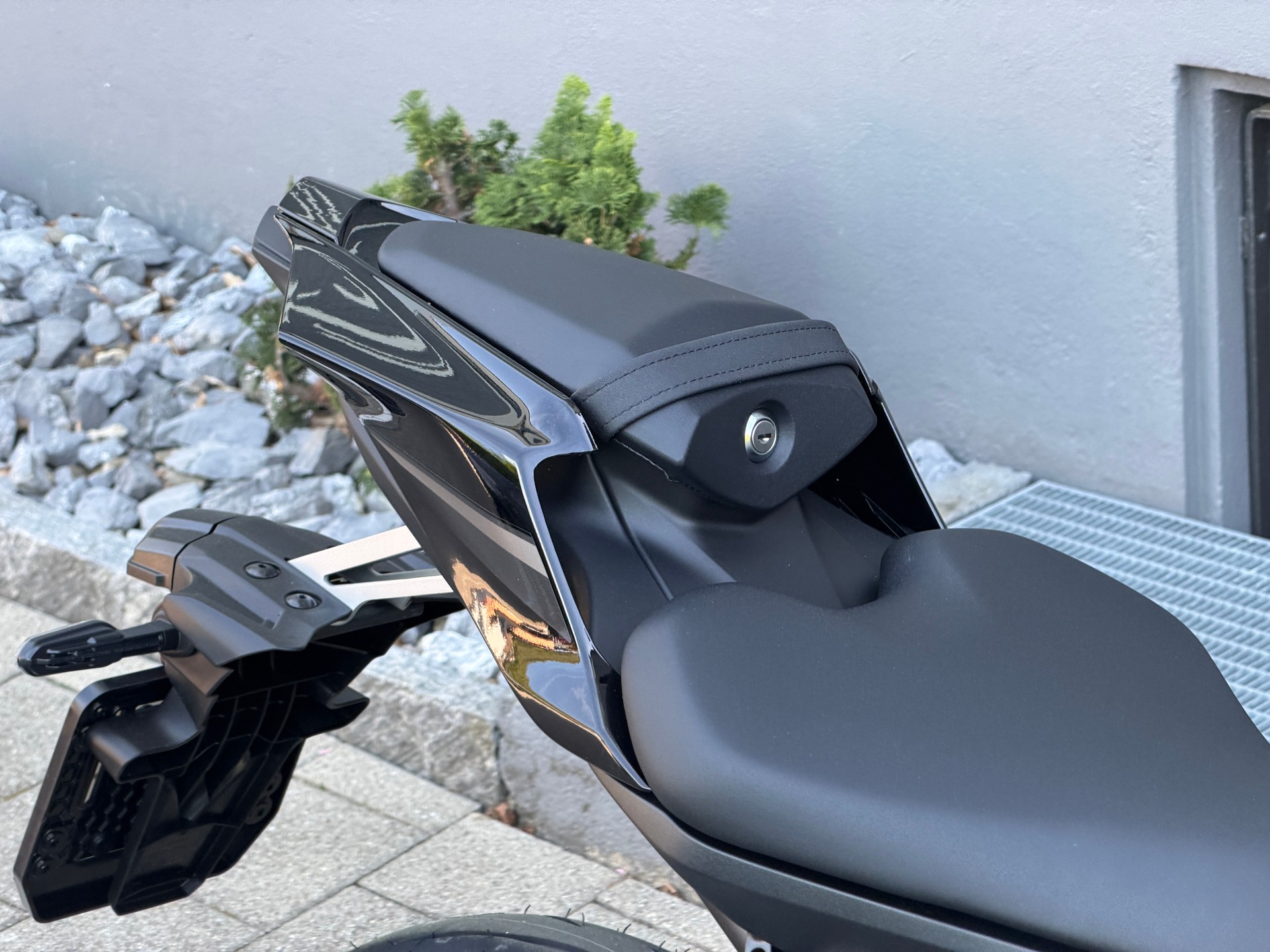 YAMAHA R7 2026-image-13