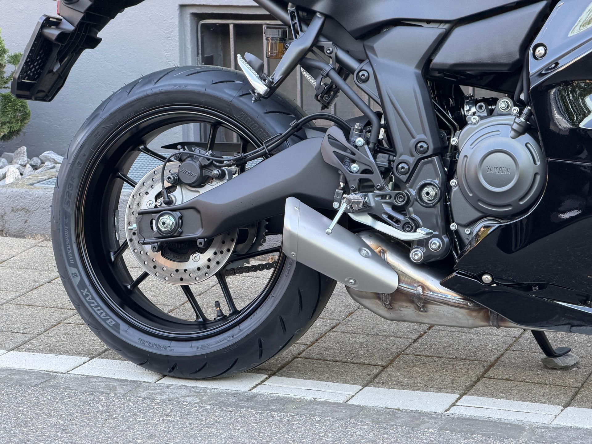 YAMAHA R7 2026-image-12