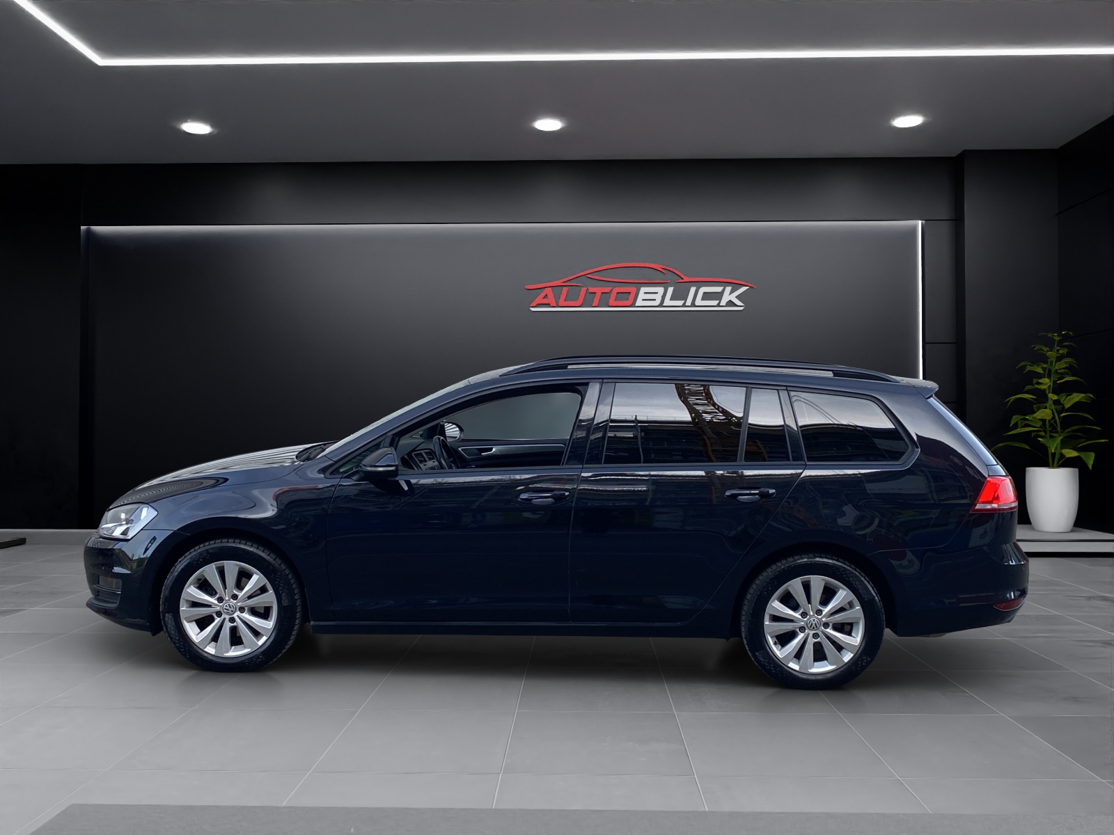 VW Golf Variant 1.6 TDI (( Diesel )) Comfortline 4Motion 4x4 Allrad * Frisch ab MFK & Frisch ab Service. Garantie . *-image-4