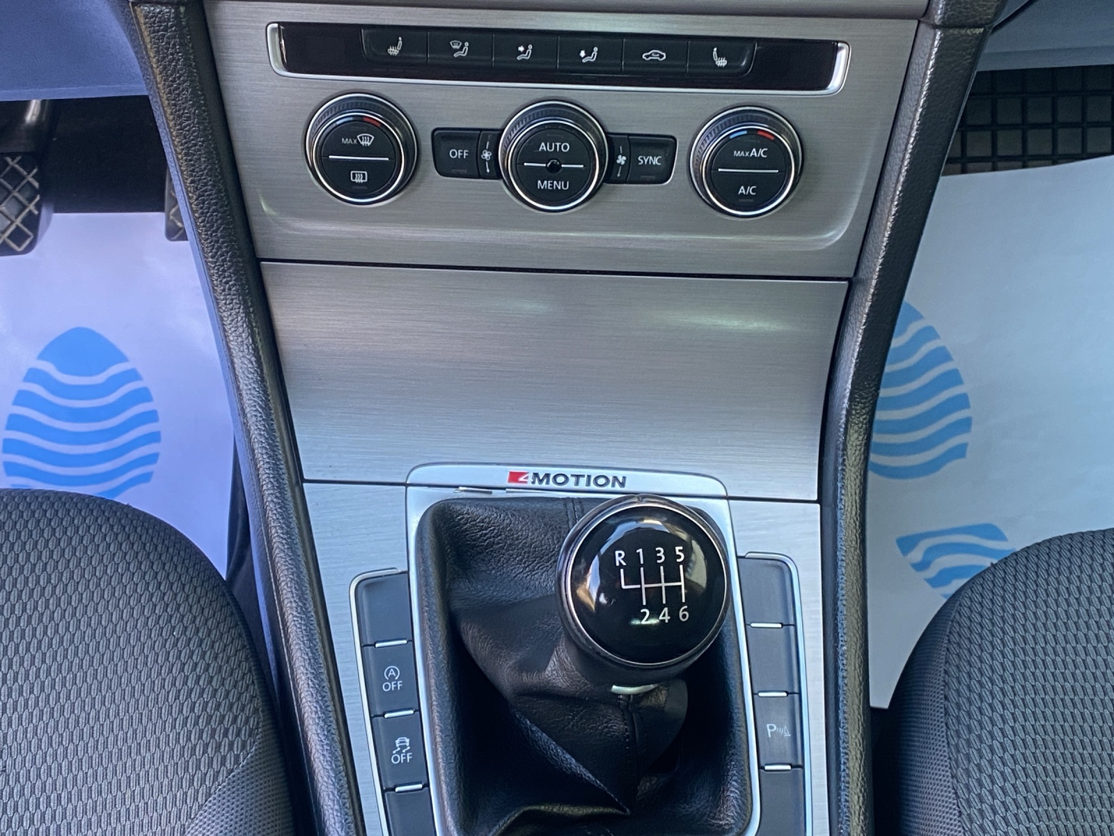 VW Golf Variant 1.6 TDI (( Diesel )) Comfortline 4Motion 4x4 Allrad * Frisch ab MFK & Frisch ab Service. Garantie . *-image-16