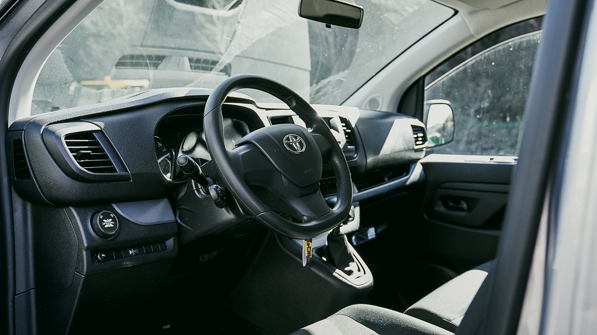 TOYOTA Combi 4x4-image-12