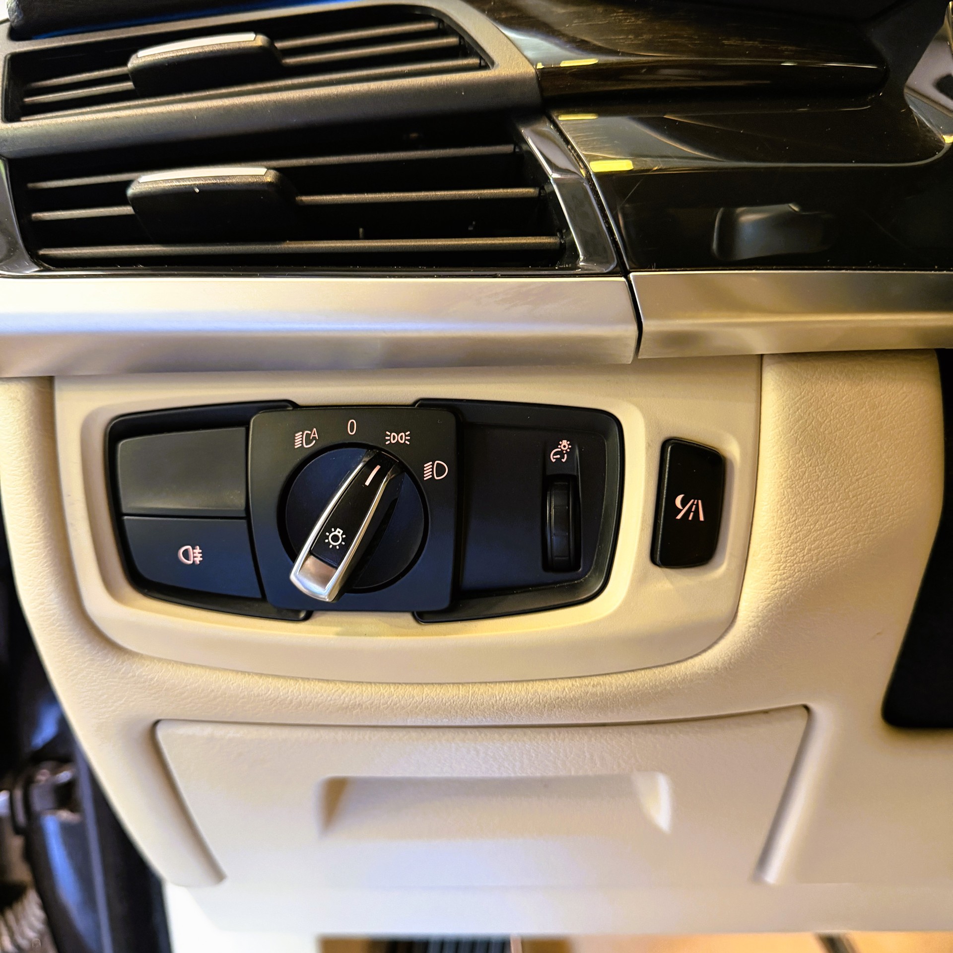 BMW X5 xDrive 30d Steptronic-image-9