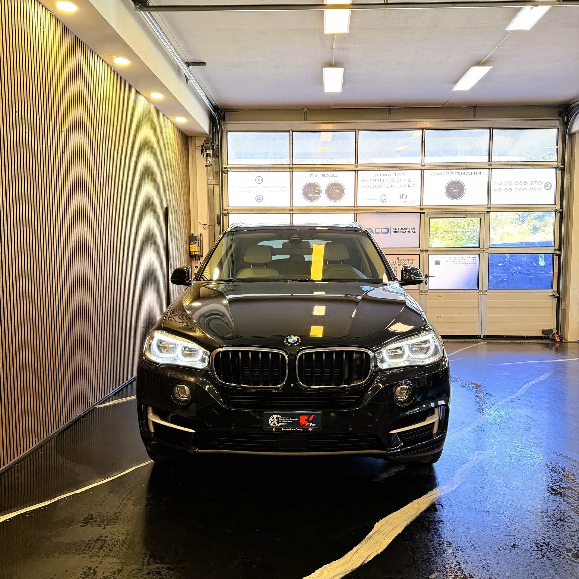 BMW X5 xDrive 30d Steptronic-showroom-element-1
