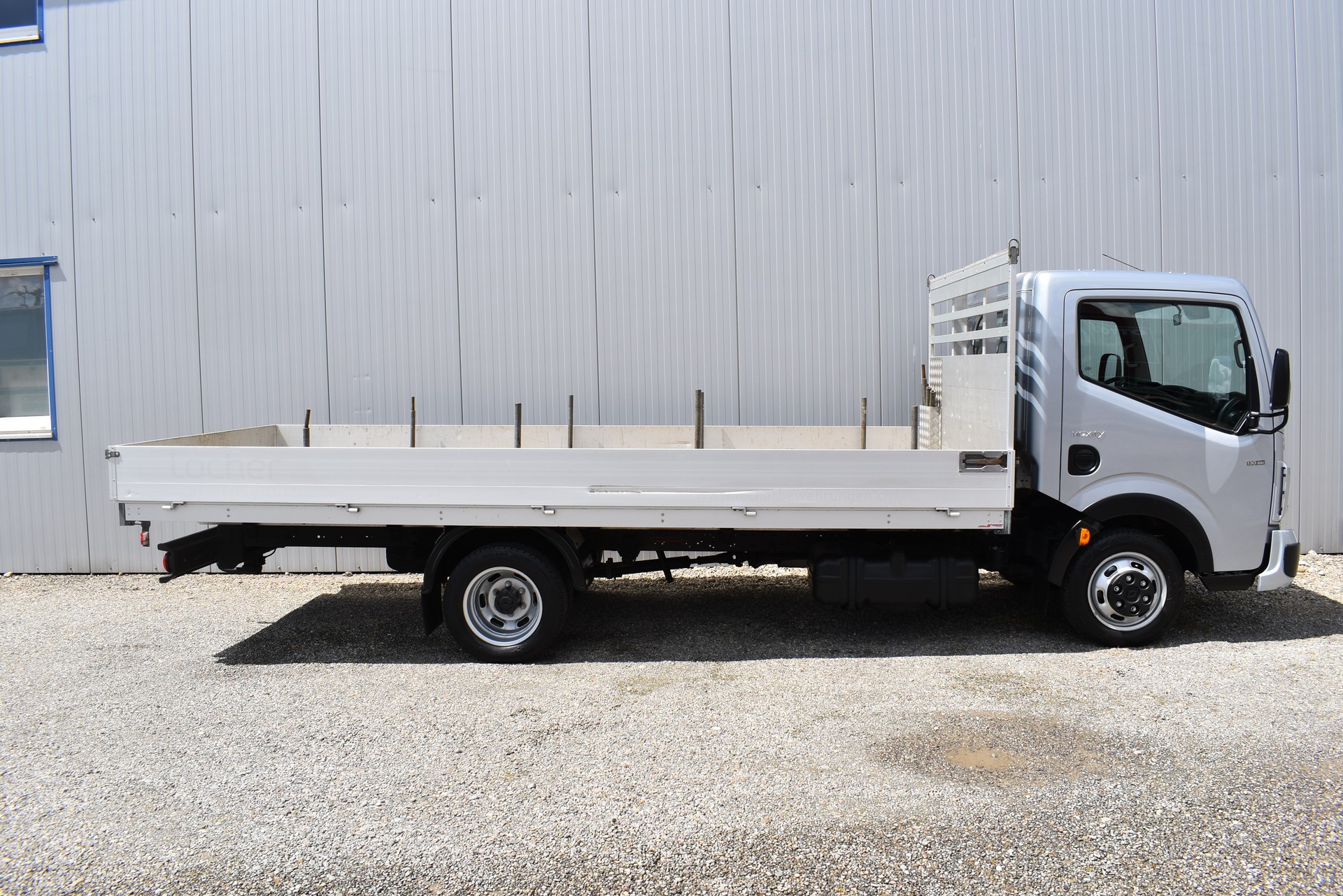 RENAULT Maxity 130.45 Brücke AHK-image-8