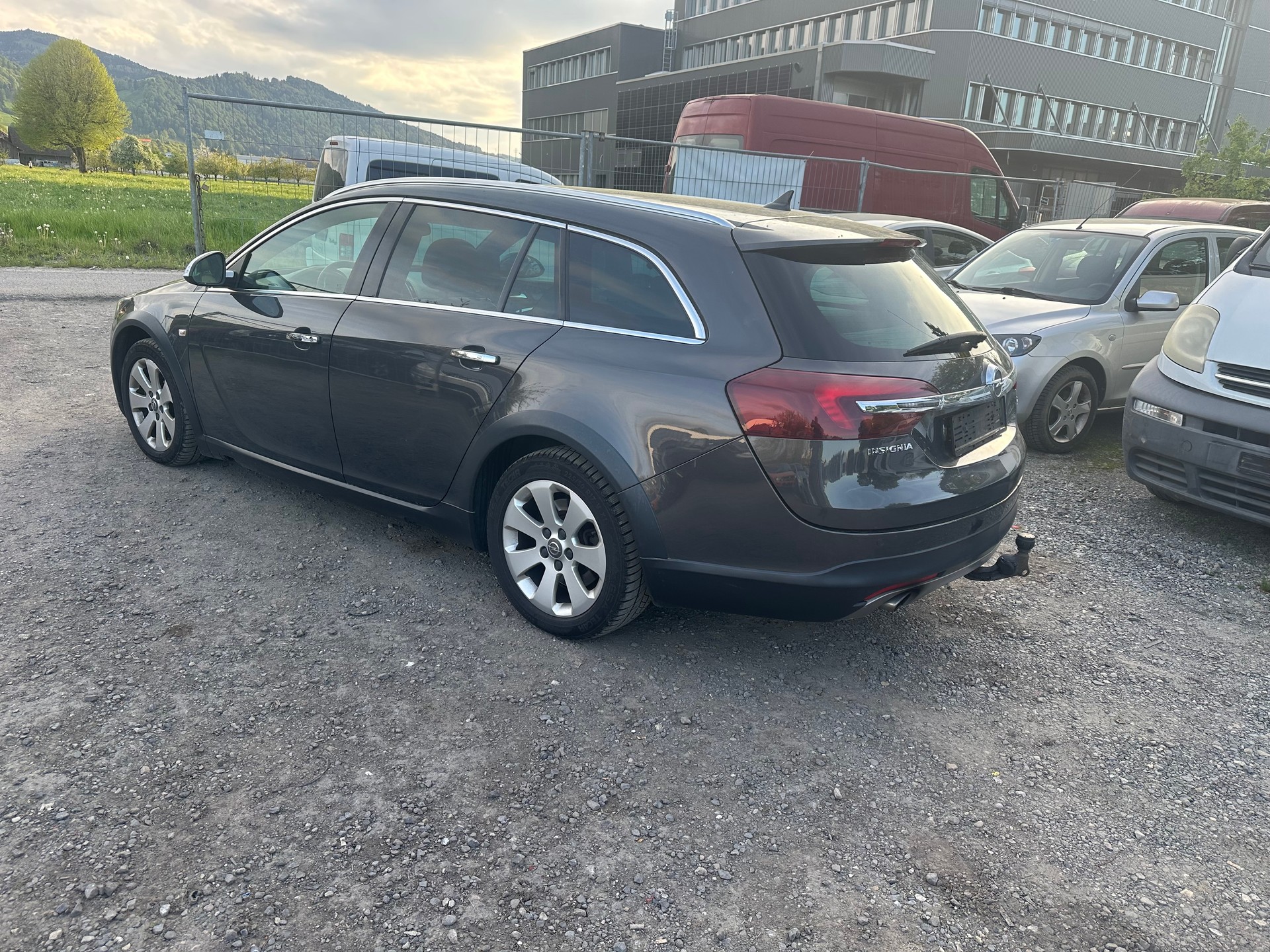 OPEL Insignia Country Tourer 2.0 CDTI 4WD Automatic-image-7