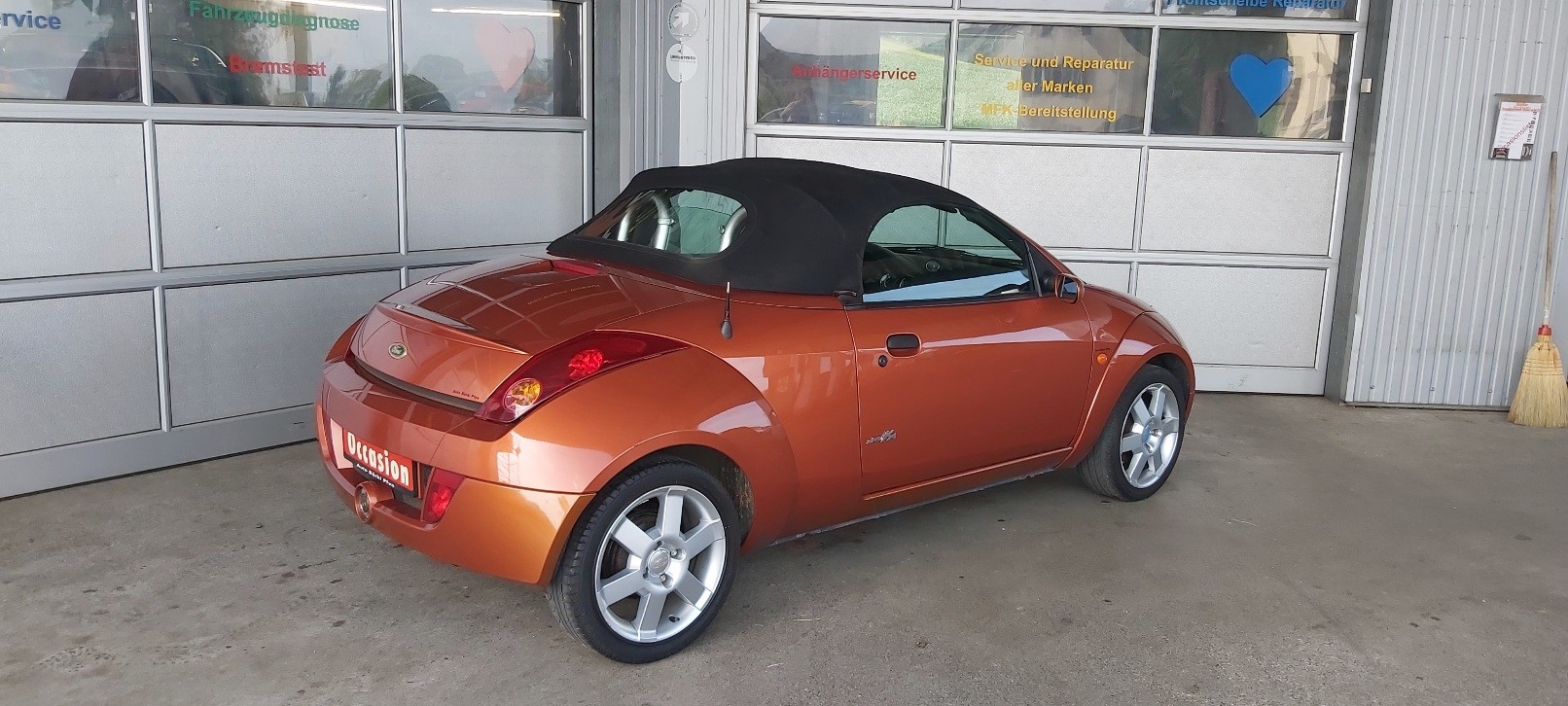 FORD Streetka 1.6 (Luxury)-image-11