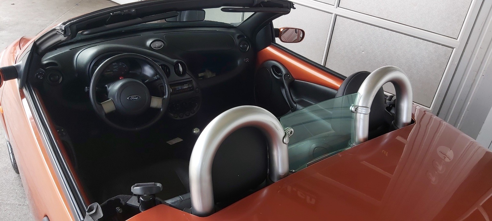 FORD Streetka 1.6 (Luxury)-image-4