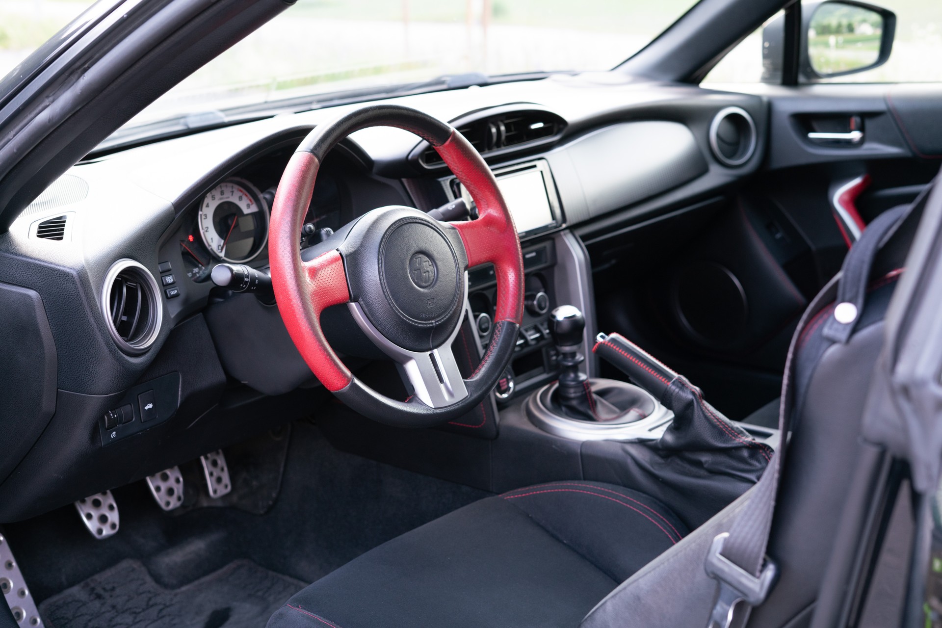 TOYOTA 2.0 D-4S Sport-image-2