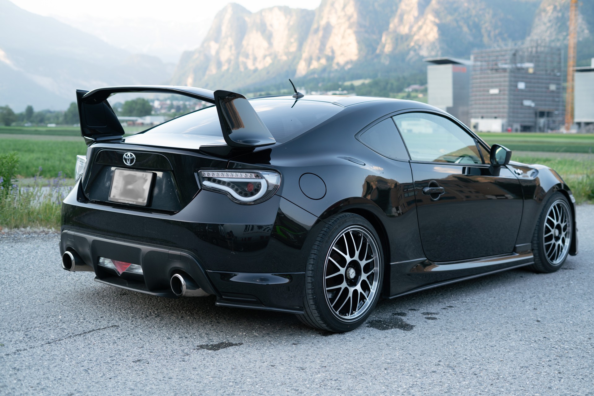 TOYOTA 2.0 D-4S Sport-image-1