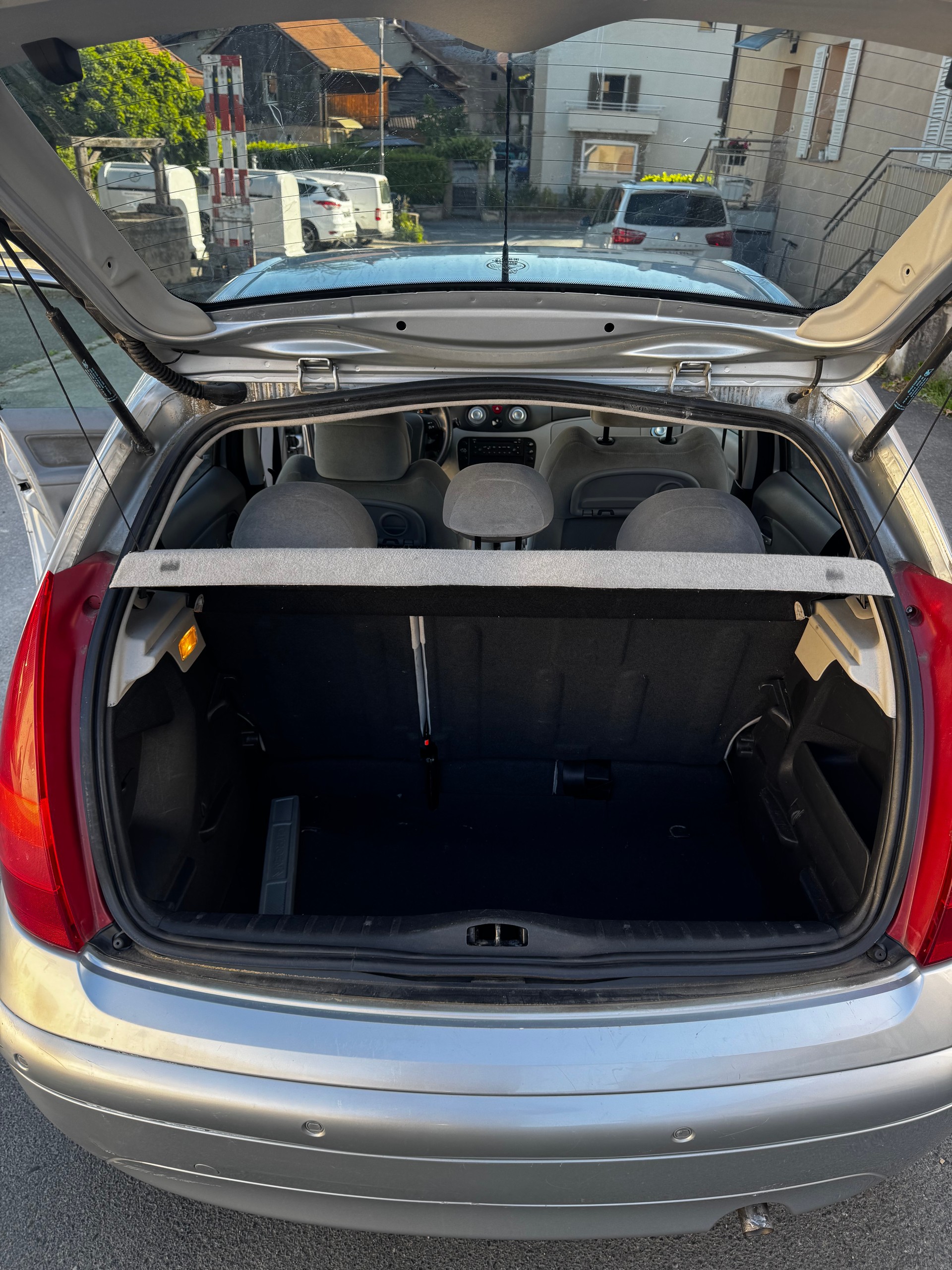 CITROEN C3 1.6i 16V Exclusive-image-9