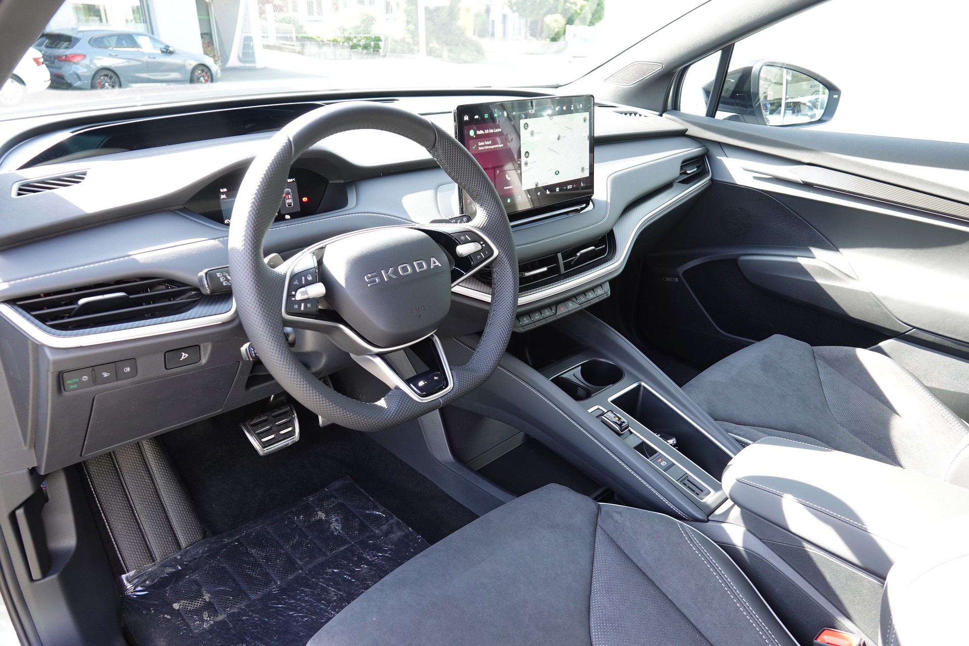SKODA Elroq 85 SportLine 4x4-image-8