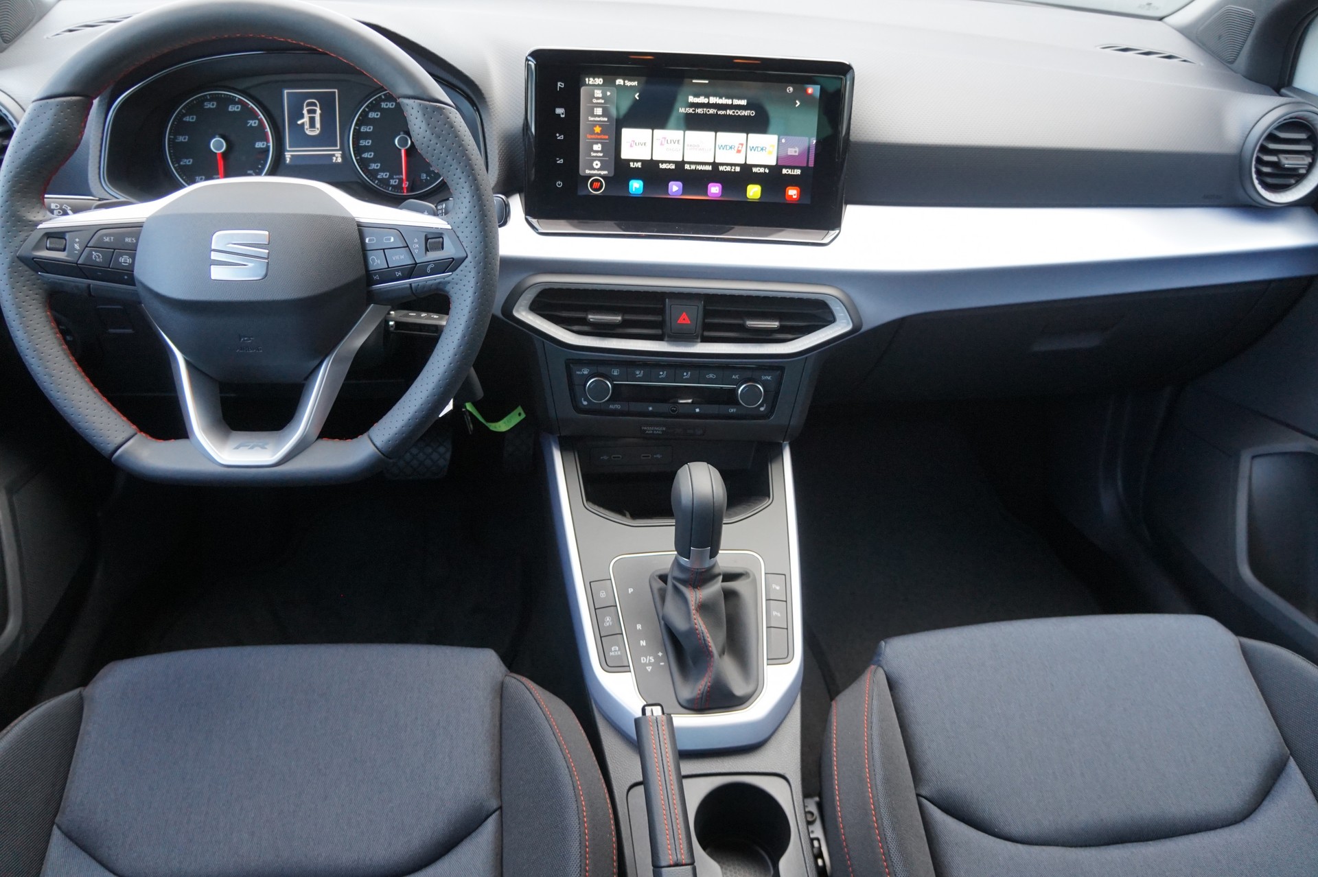 SEAT Arona 1.0 TSI Eco FR DSG-image-4