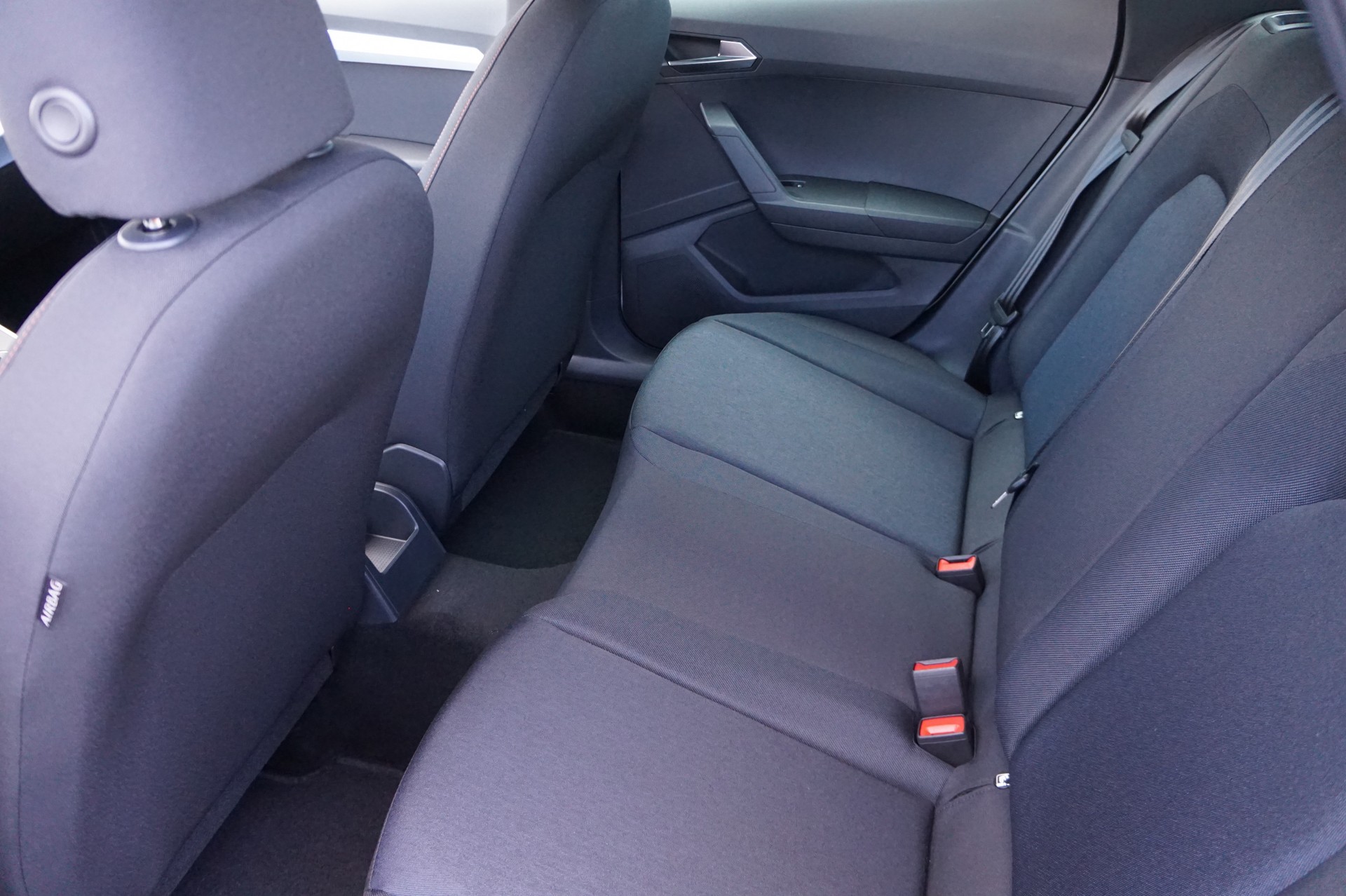SEAT Arona 1.0 TSI Eco FR DSG-image-7
