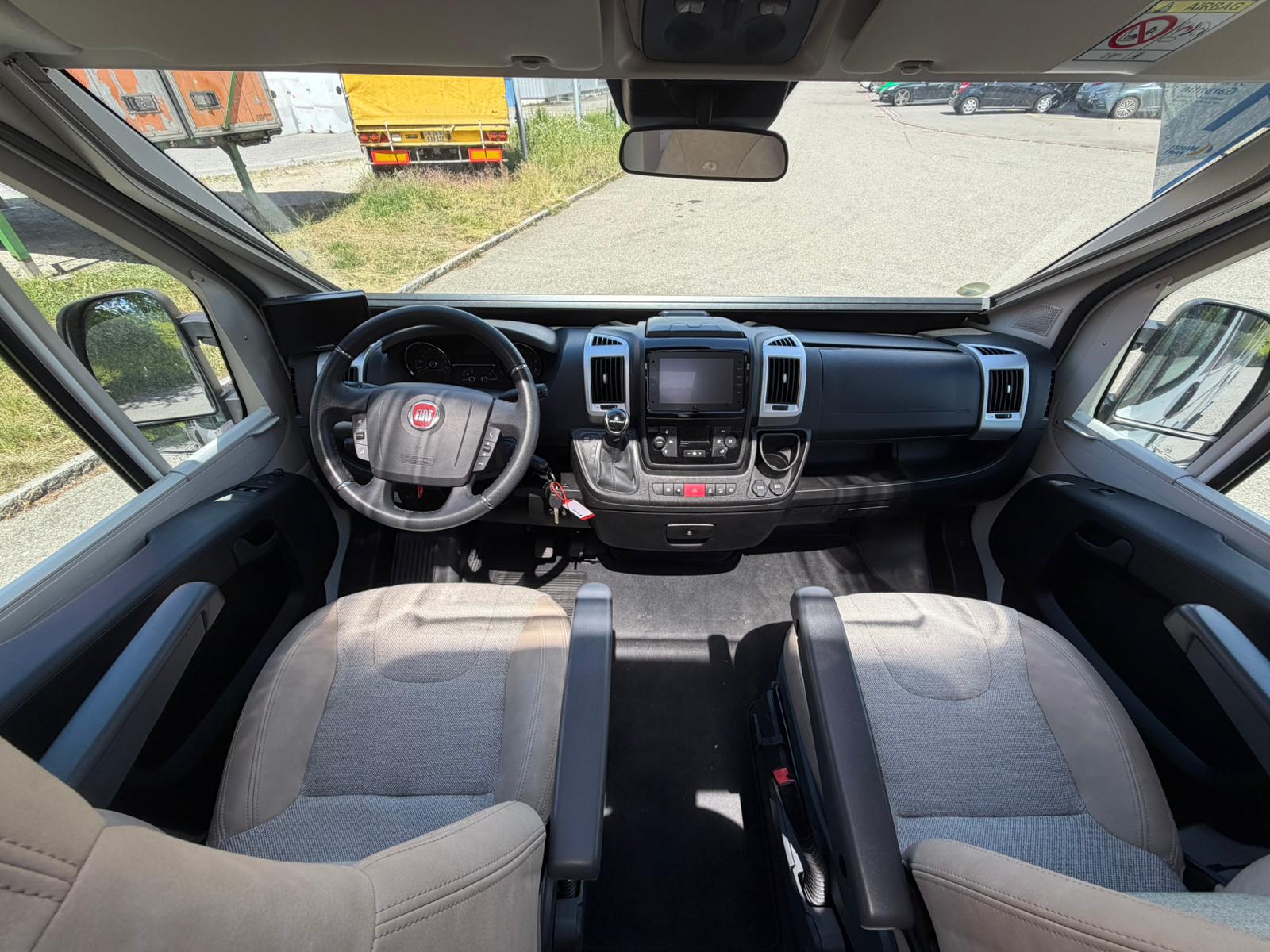 ADRIA Adria Compact Plus DL – 160 PS Automat | Längsbetten | 24M Garantie | Face-to-Face-image-30