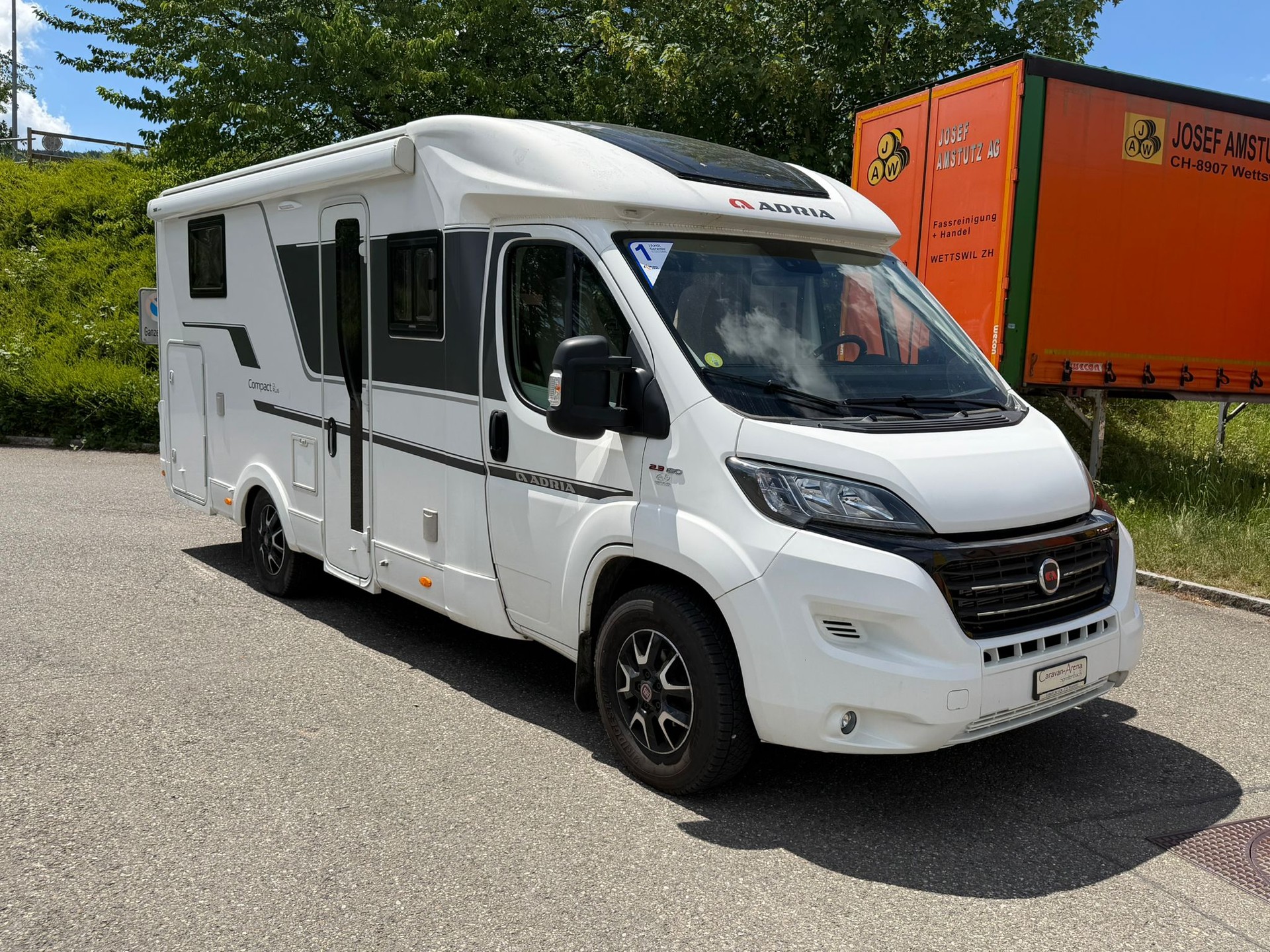 ADRIA Adria Compact Plus DL – 160 PS Automat | Längsbetten | 24M Garantie | Face-to-Face-image-7