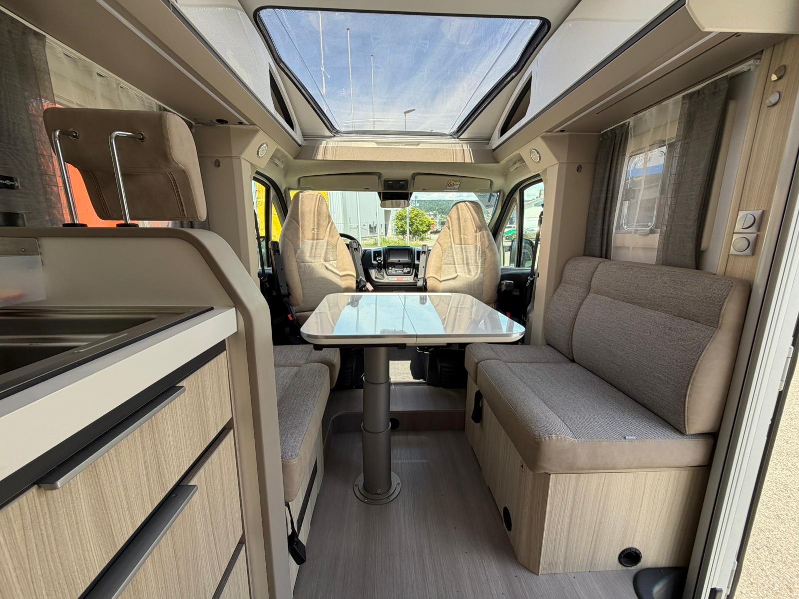 ADRIA Adria Compact Plus DL – 160 PS Automat | Längsbetten | 24M Garantie | Face-to-Face-image-29