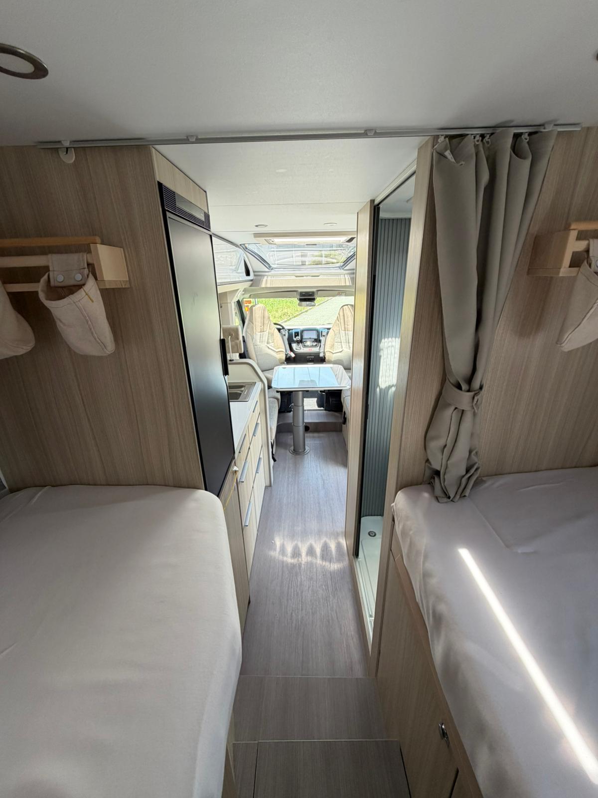 ADRIA Adria Compact Plus DL – 160 PS Automat | Längsbetten | 24M Garantie | Face-to-Face-image-26