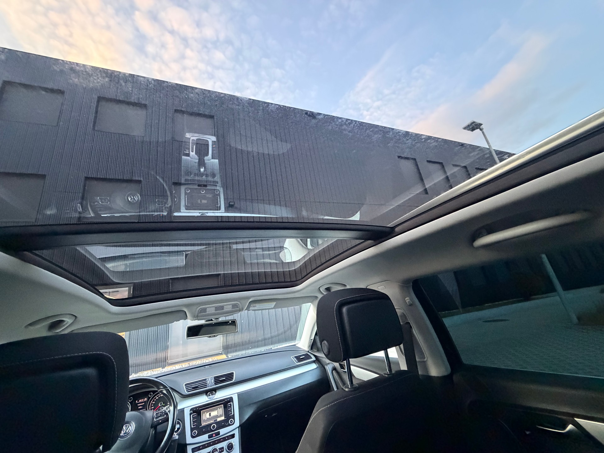 VW Passat Alltrack 2.0 TDI BMT 4Motion DSG-image-9