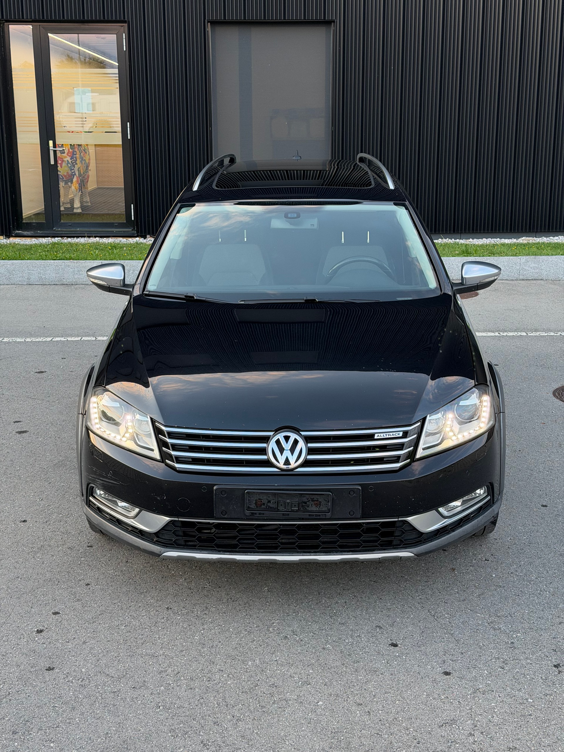 VW Passat Alltrack 2.0 TDI BMT 4Motion DSG-image-1