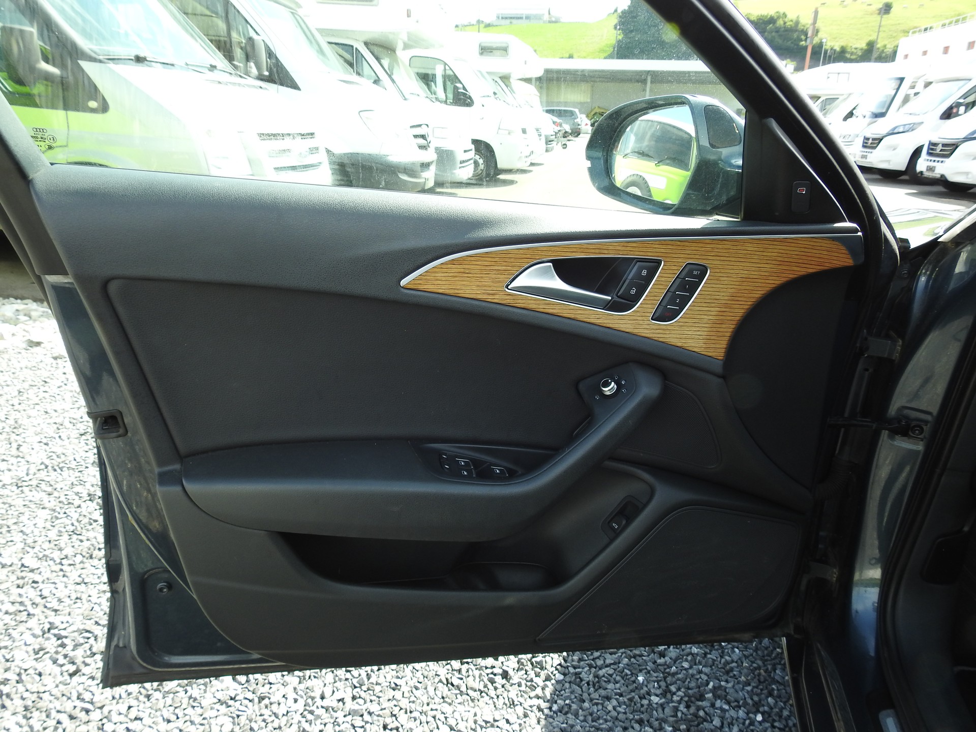 AUDI A6 Avant 3.0 TDI V6 quattro S-tronic-image-10