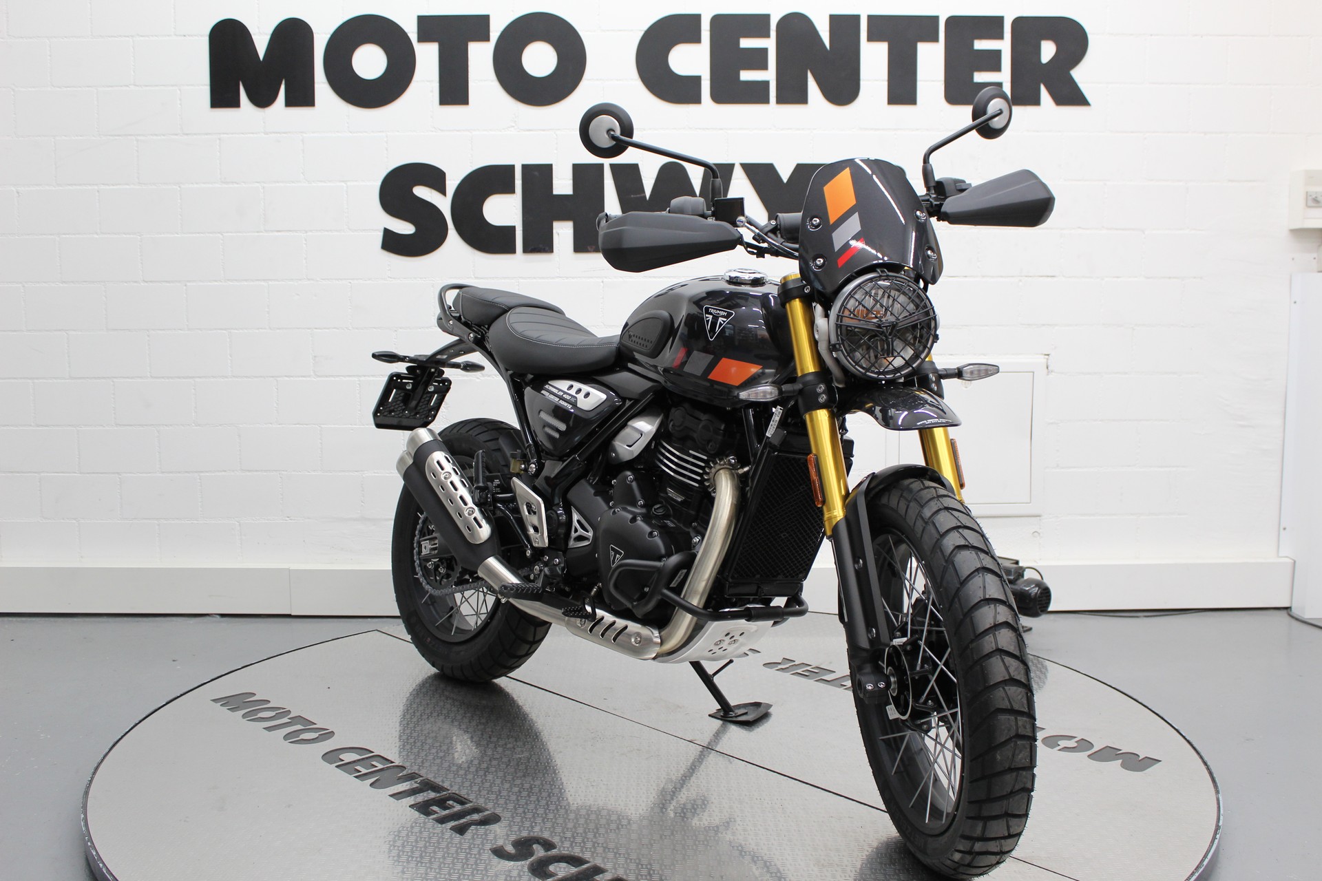 TRIUMPH Scrambler 400 XC-image-1
