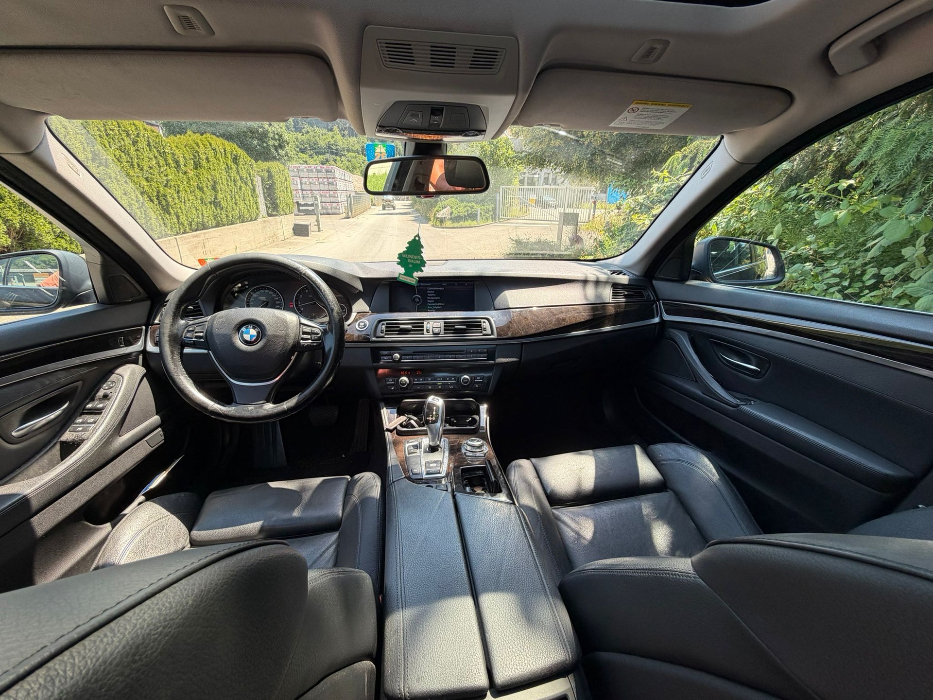 BMW 523i Steptronic-image-9