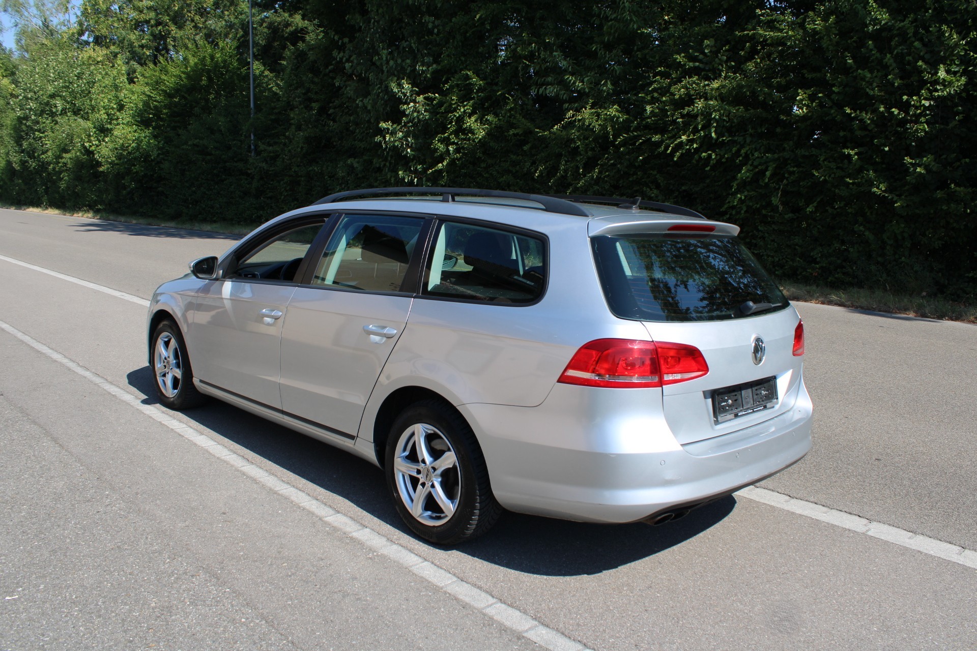 VW Passat Variant 2.0 TDI BMT Trendline DSG-showroom-element-1