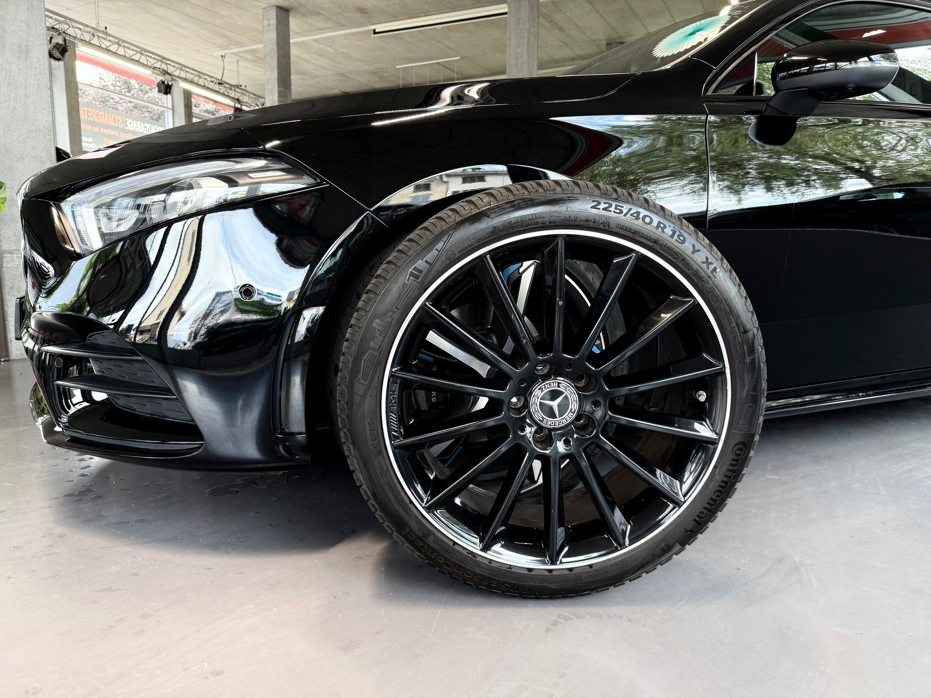 MERCEDES-BENZ A 200 AMG Line 7G-DCT-showroom-element-2