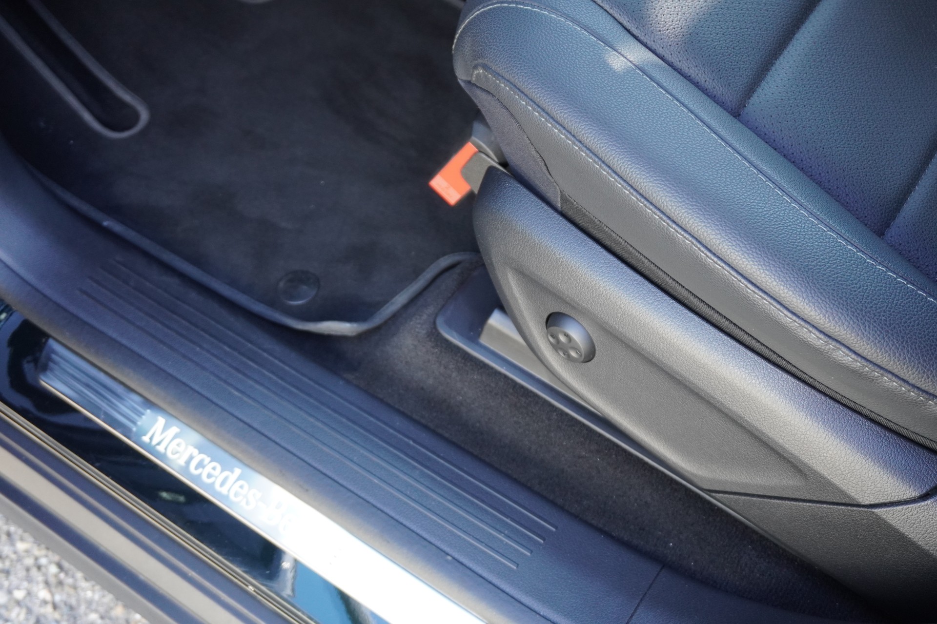 MERCEDES-BENZ GLE 400 e 4Matic 9G-Tronic-image-50