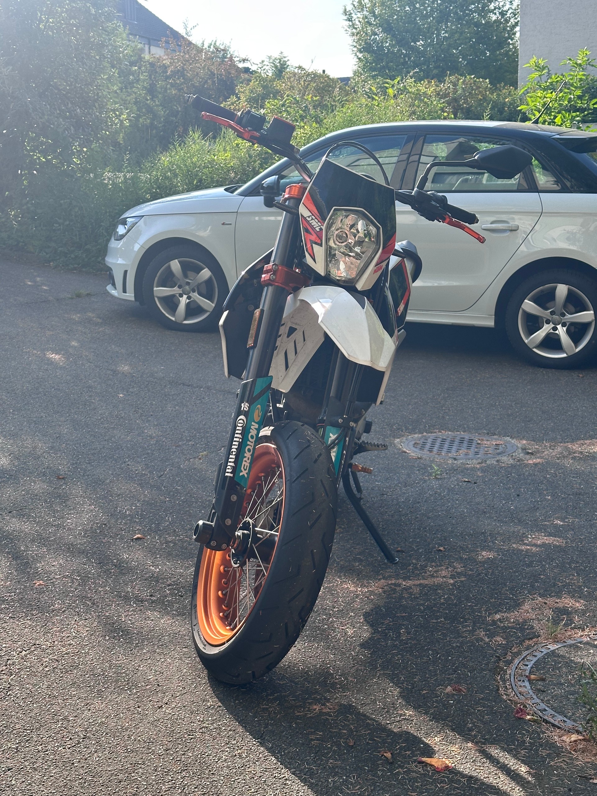 KTM 690-image-2