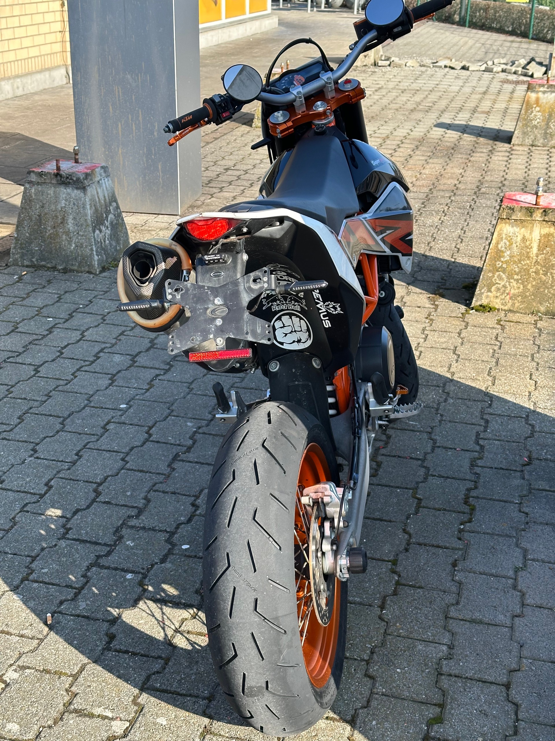 KTM 690-image-4