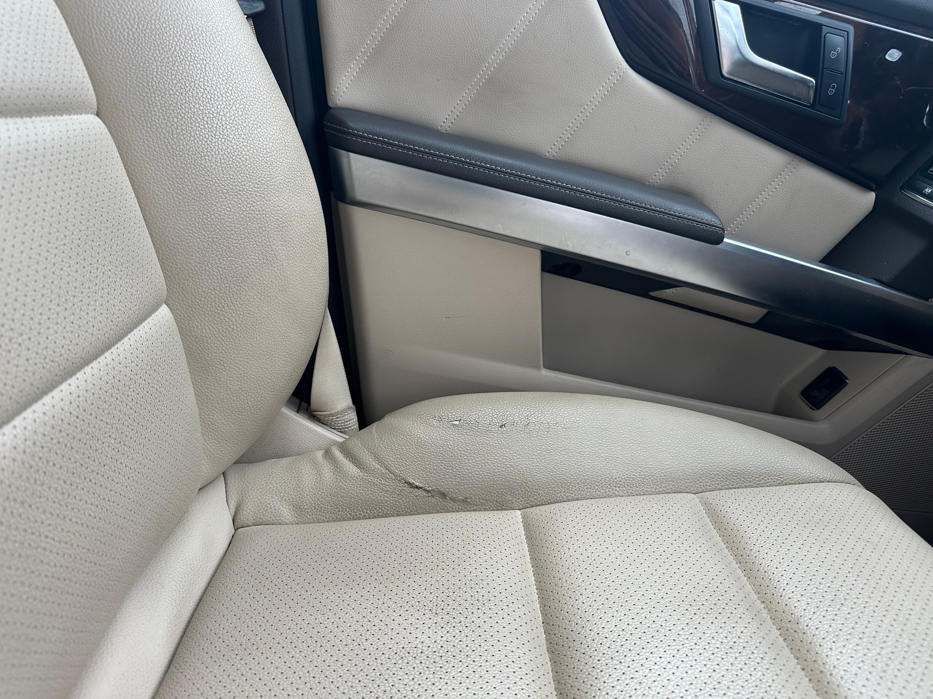MERCEDES-BENZ GLK 220 BlueTEC 4Matic 7G-Tronic-image-13