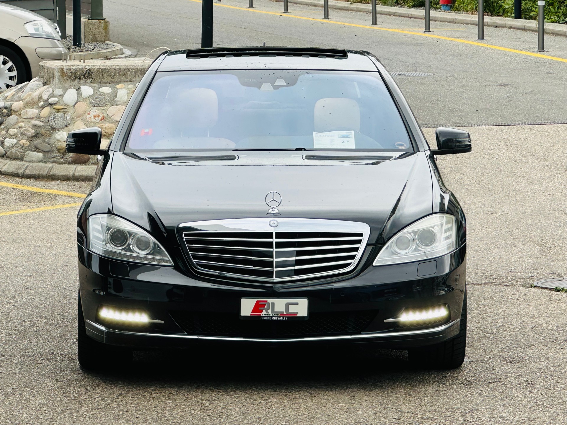 MERCEDES-BENZ S 500 L BlueEfficiency SS 4Matic 7G-Tronic-showroom-element-3