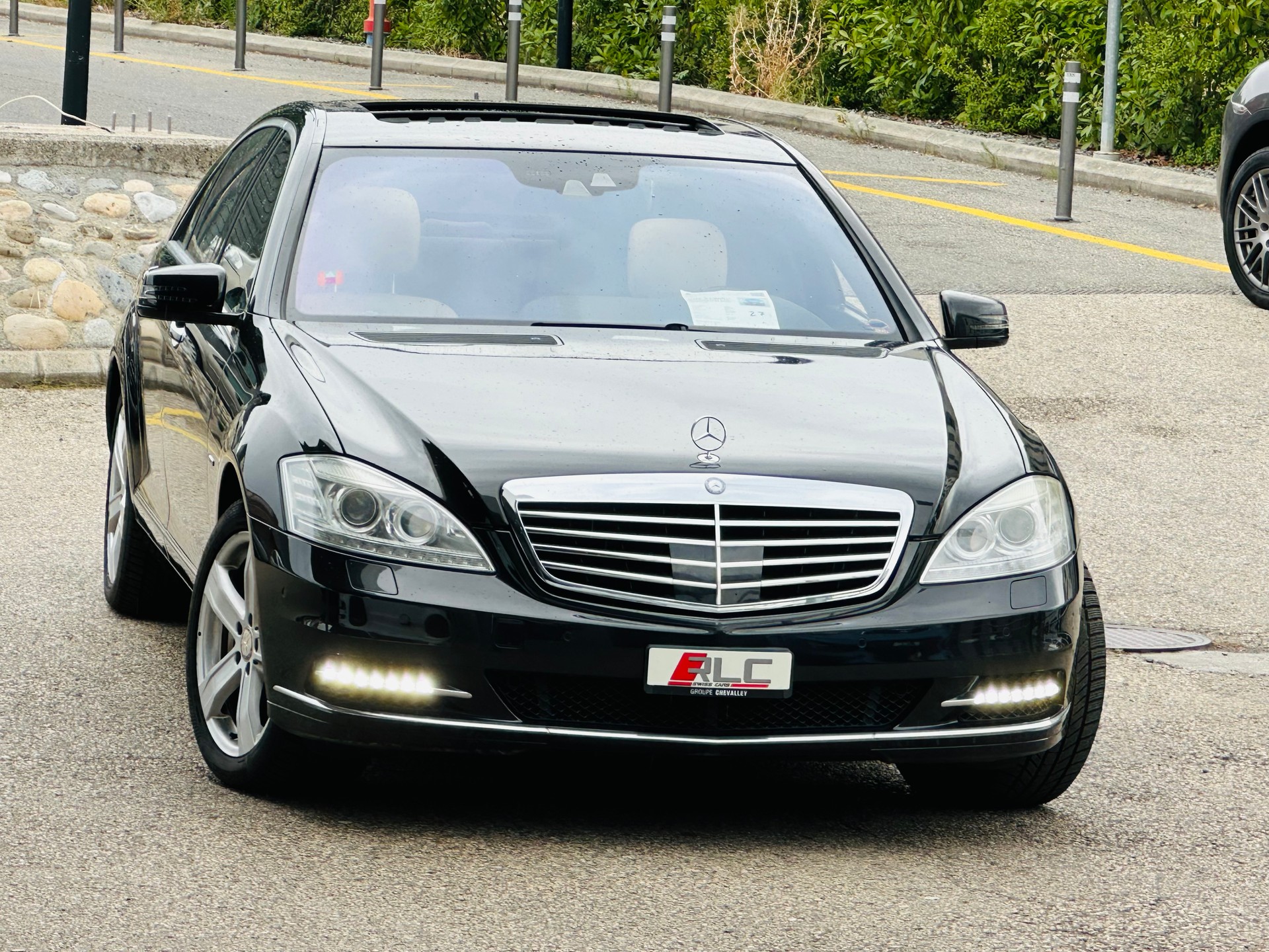 MERCEDES-BENZ S 500 L BlueEfficiency SS 4Matic 7G-Tronic-showroom-element-1