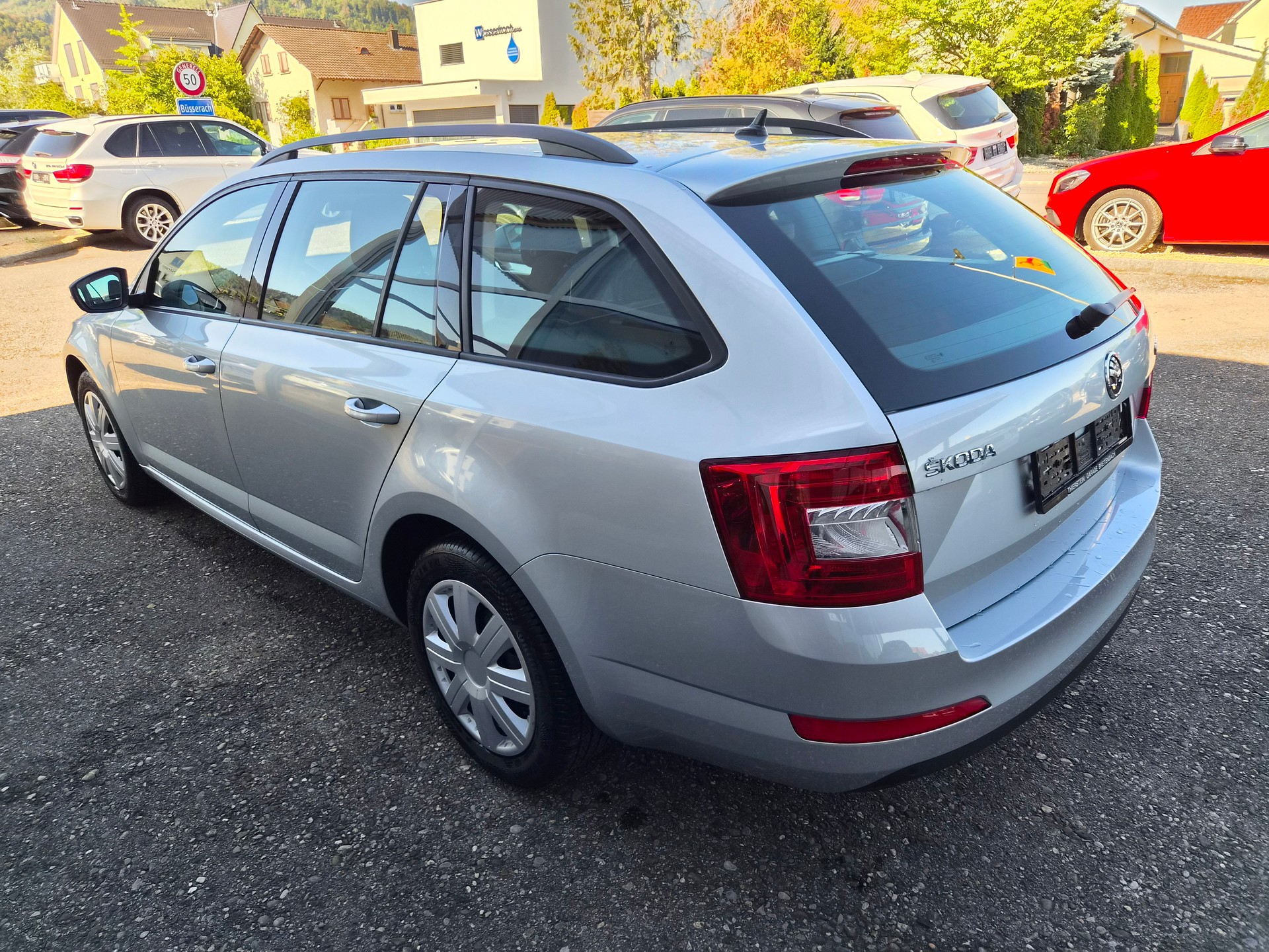 SKODA Octavia Combi 1.6 TDI Ambition DSG-showroom-element-3