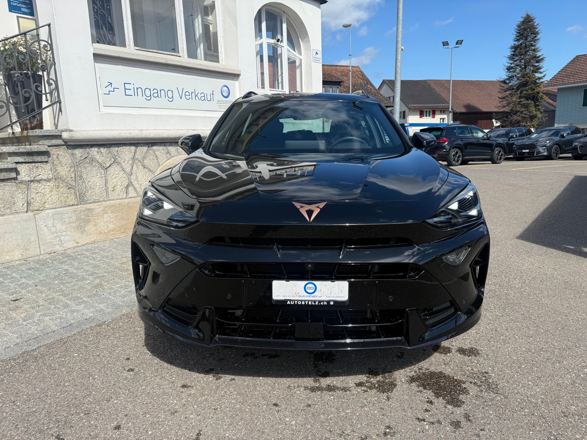 CUPRA Formentor 1.5 eTSI DSG-showroom-element-1
