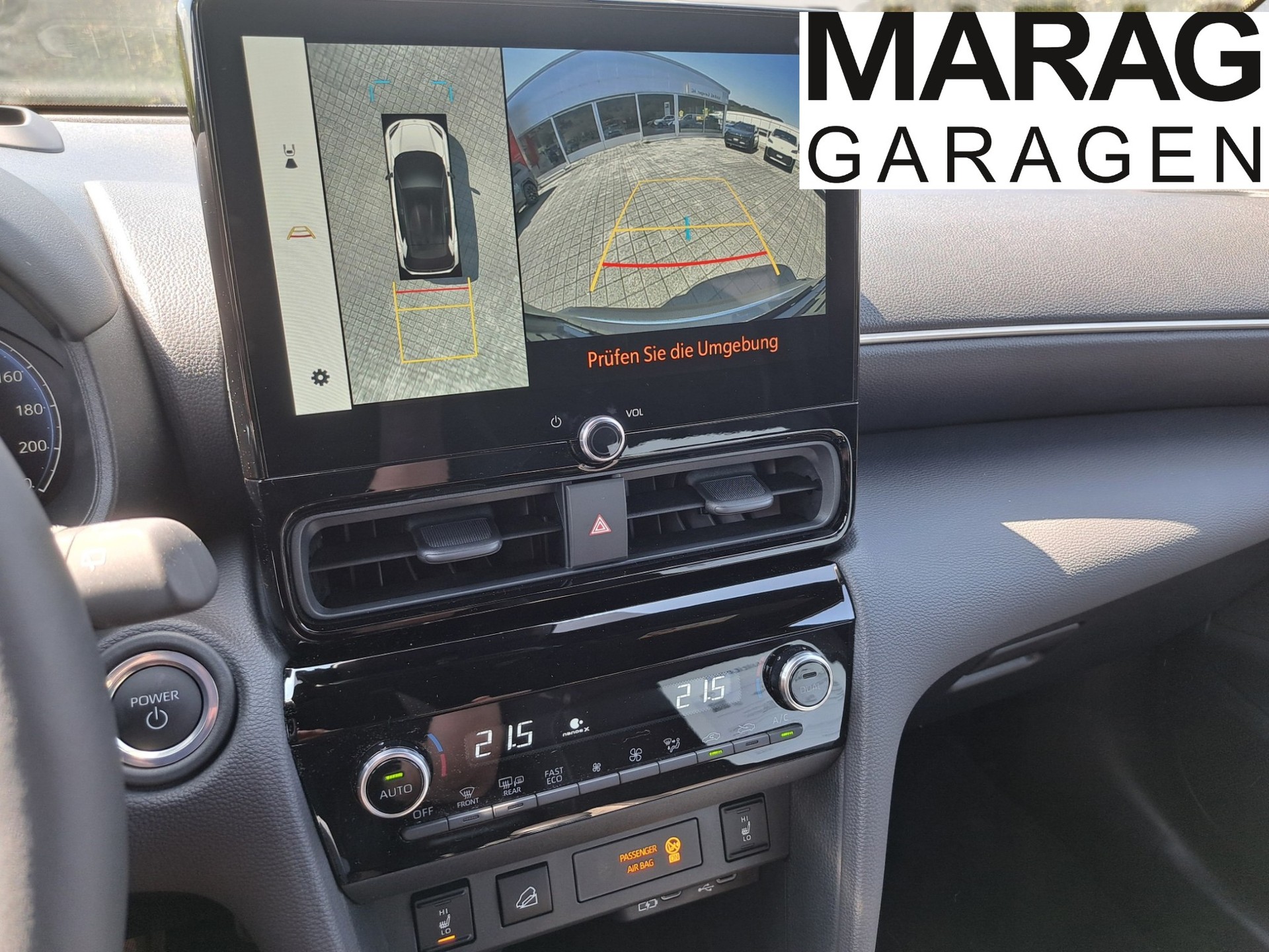 TOYOTA Yaris Cross 1.5 Premium AWDi e-CVT-image-10