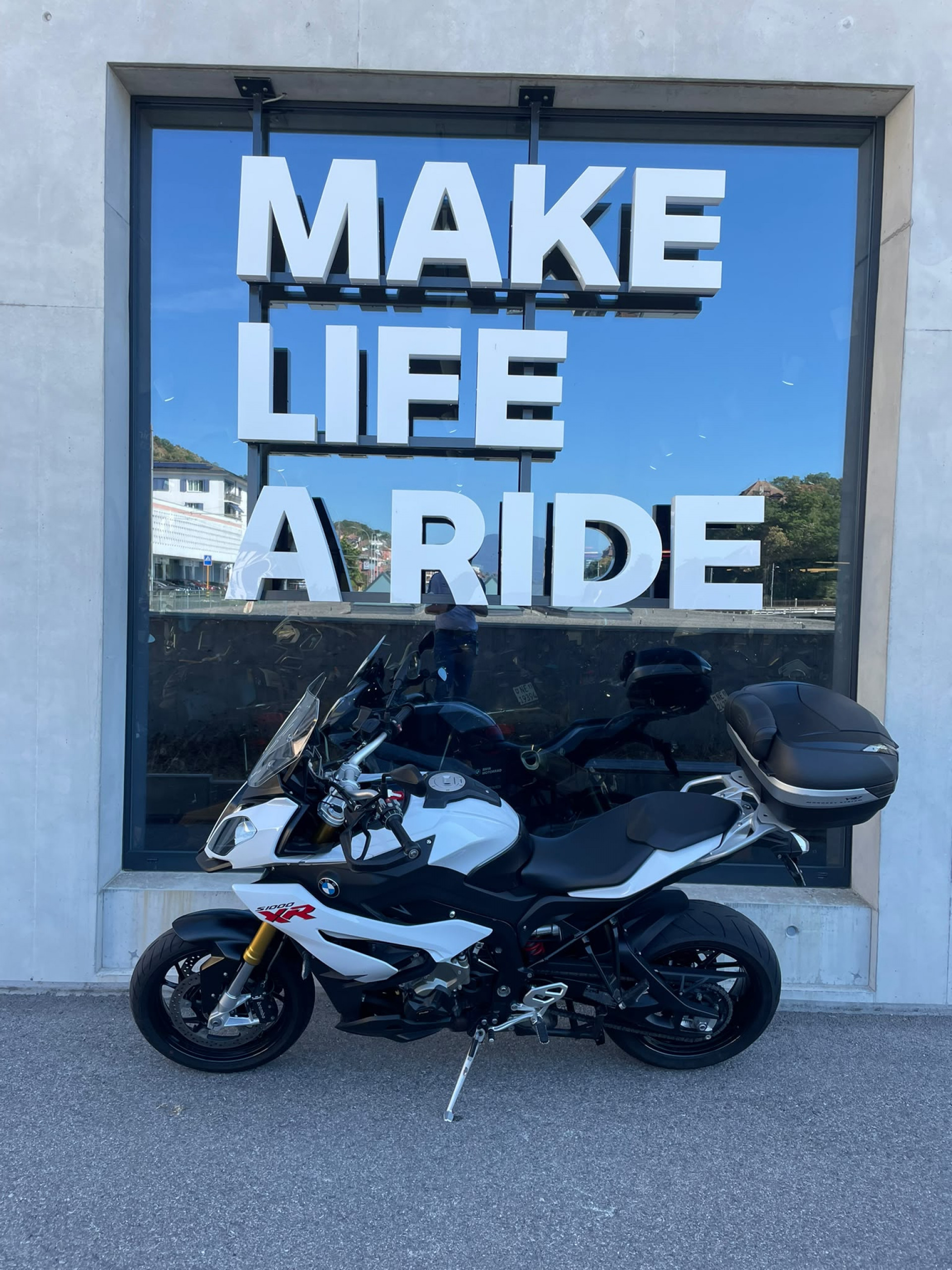 BMW S 1000 XR-showroom-element-2