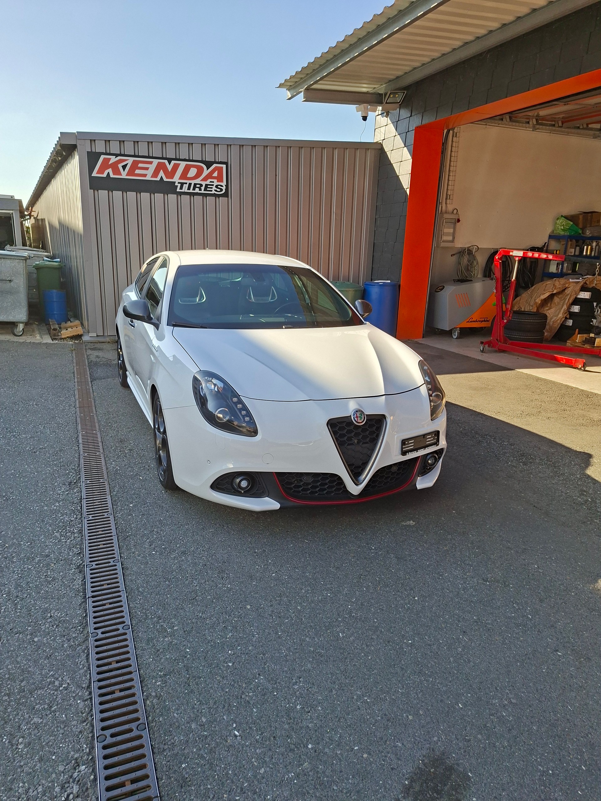 ALFA ROMEO Veloce modificata Barone 300PS-showroom-element-1