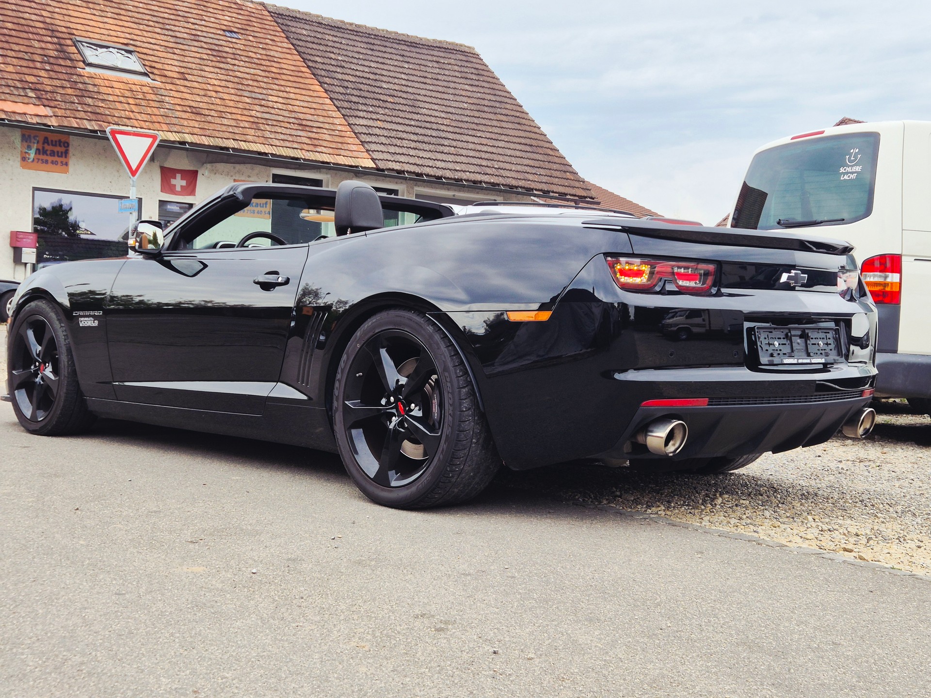 CHEVROLET Camaro 6.2 Convertible Automatic-image-5