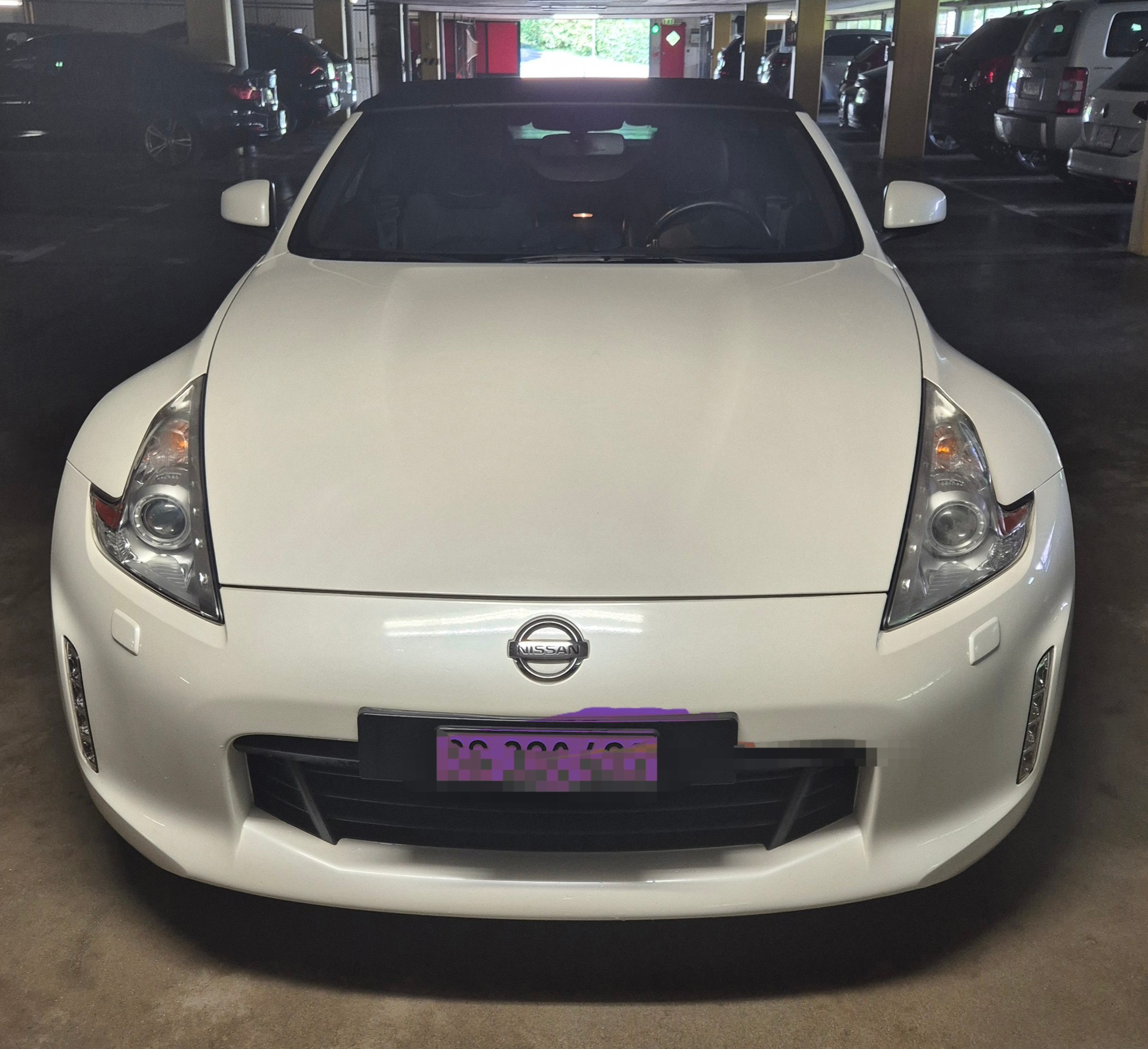 NISSAN Roadster