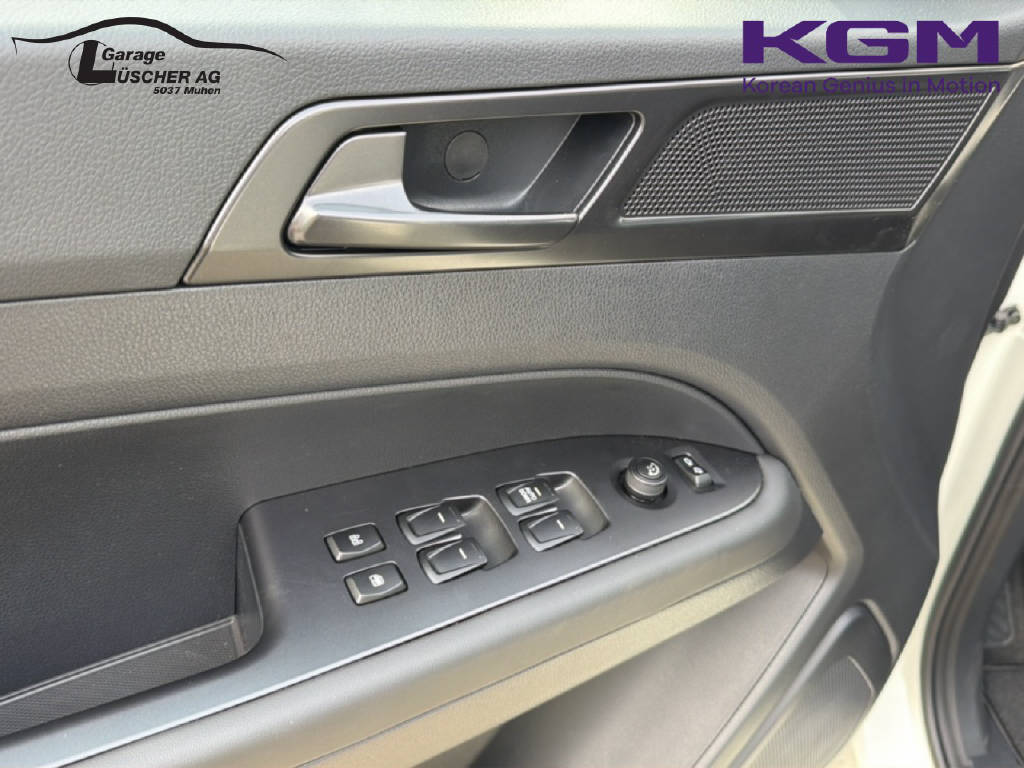 KGM-SsangYong Musso 2.2 e-XDI Platinum-image-14