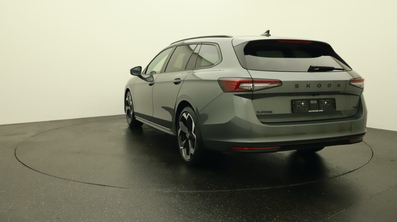 SKODA Superb Combi 2.0 TSI Sportline 4x4 DSG-showroom-element-3