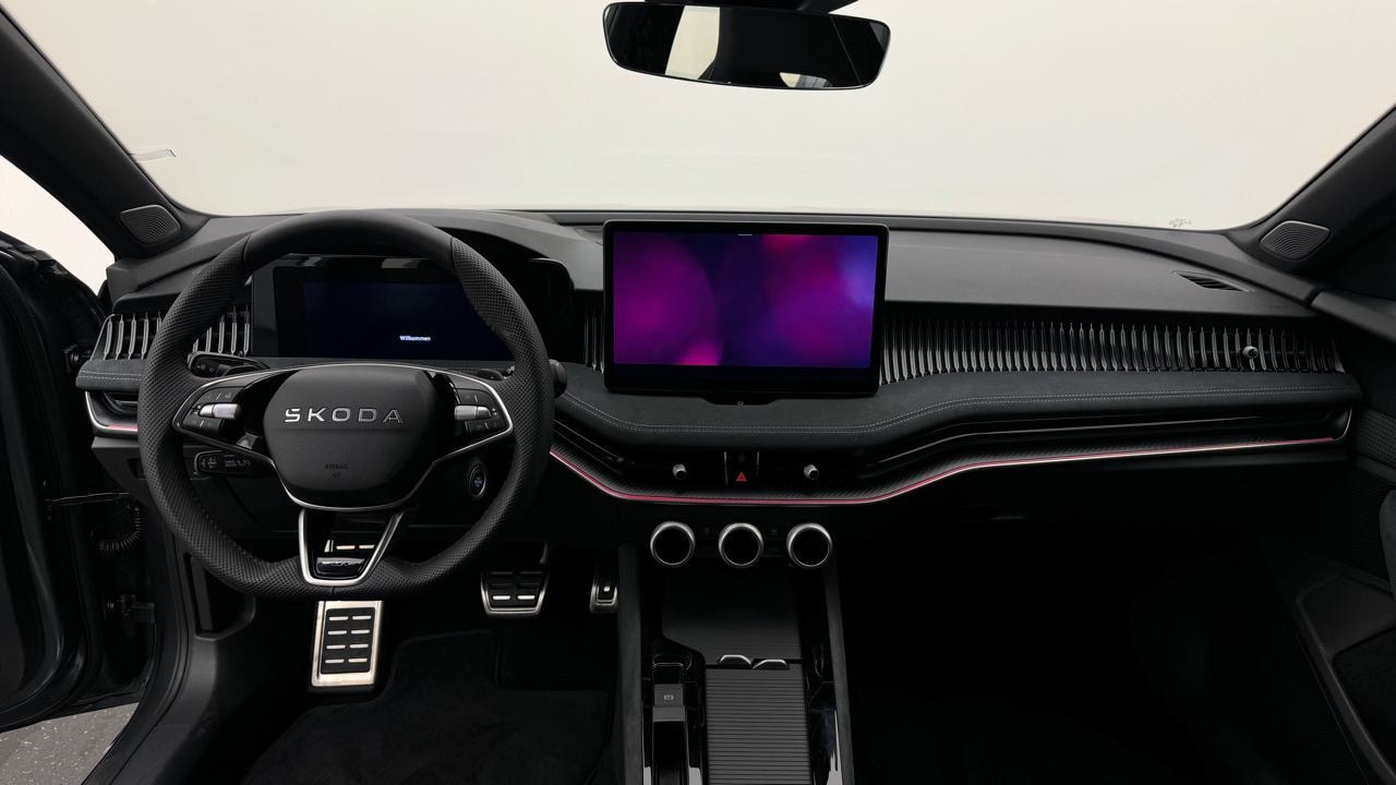 SKODA Superb Combi 2.0 TSI Sportline 4x4 DSG-image-5