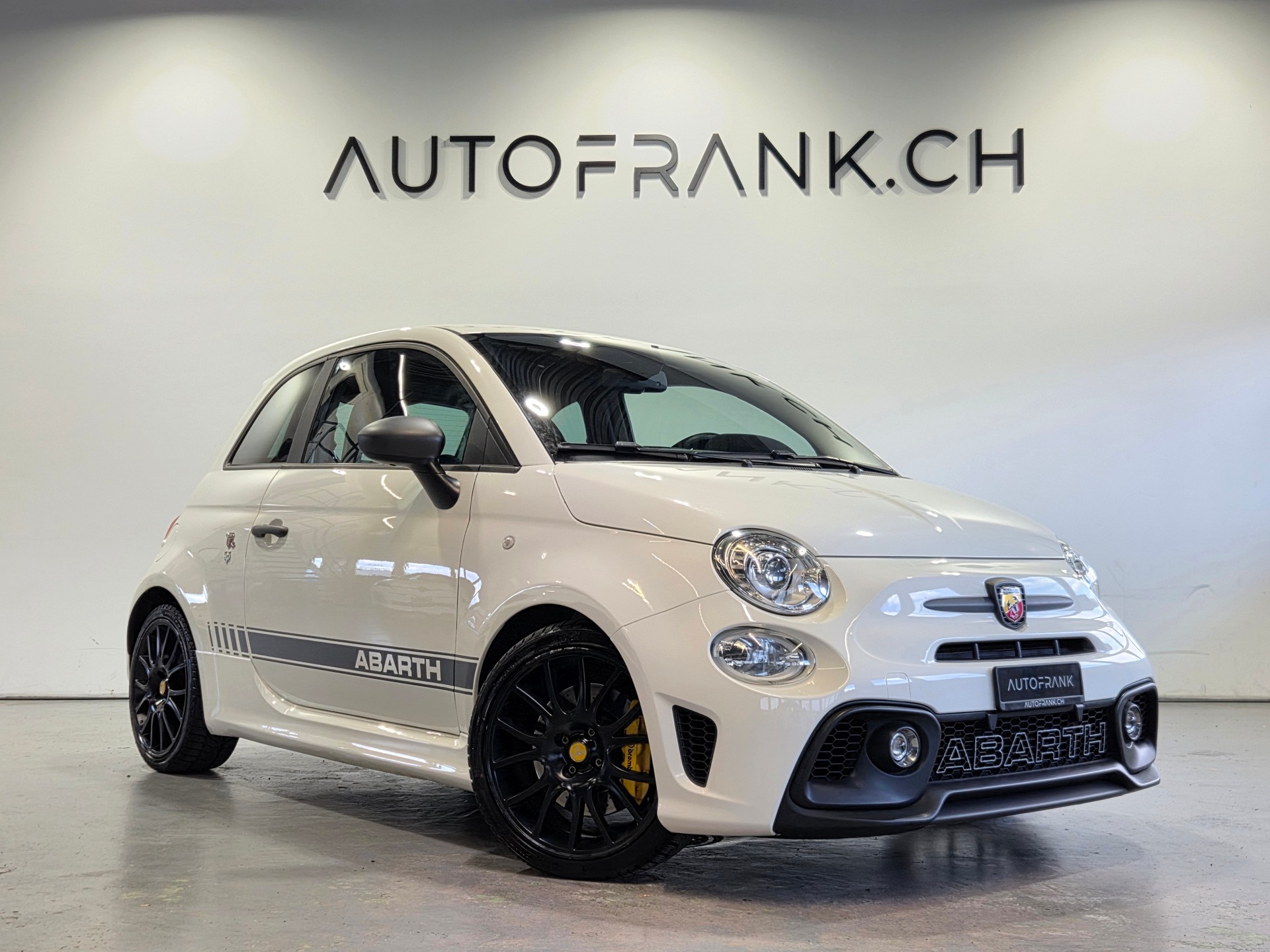 FIAT 595 Abarth 1.4 T-Jet 180 Competizione-showroom-element-2